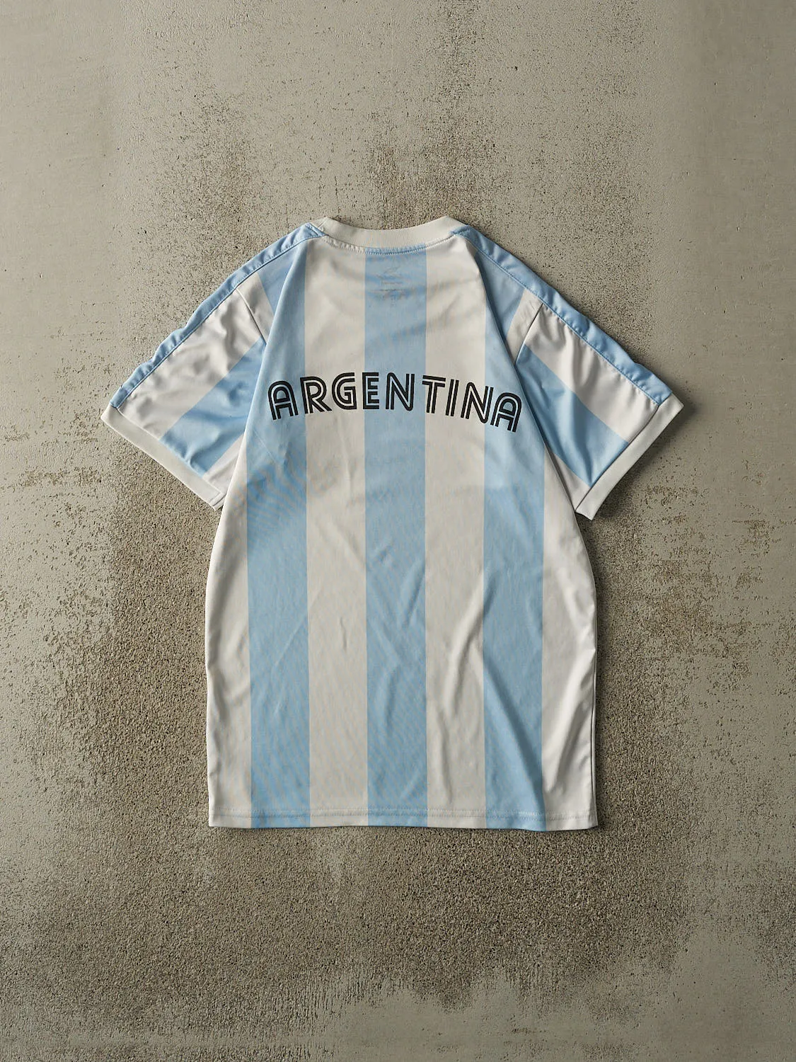 Vintage Y2K White & Blue Argentina Soccer Jersey (XS) sold by Rebalance Vintage product image thumbnail 2