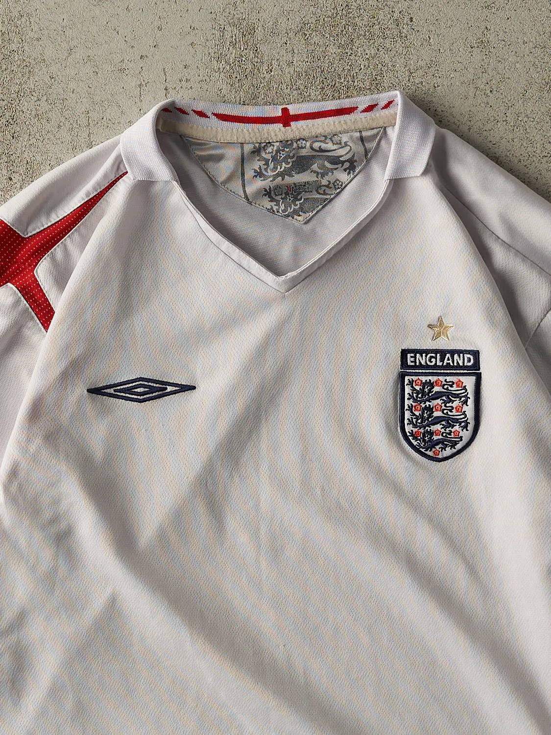 Vintage Y2K White England Soccer Jersey (L) sold by Rebalance Vintage product image thumbnail 2