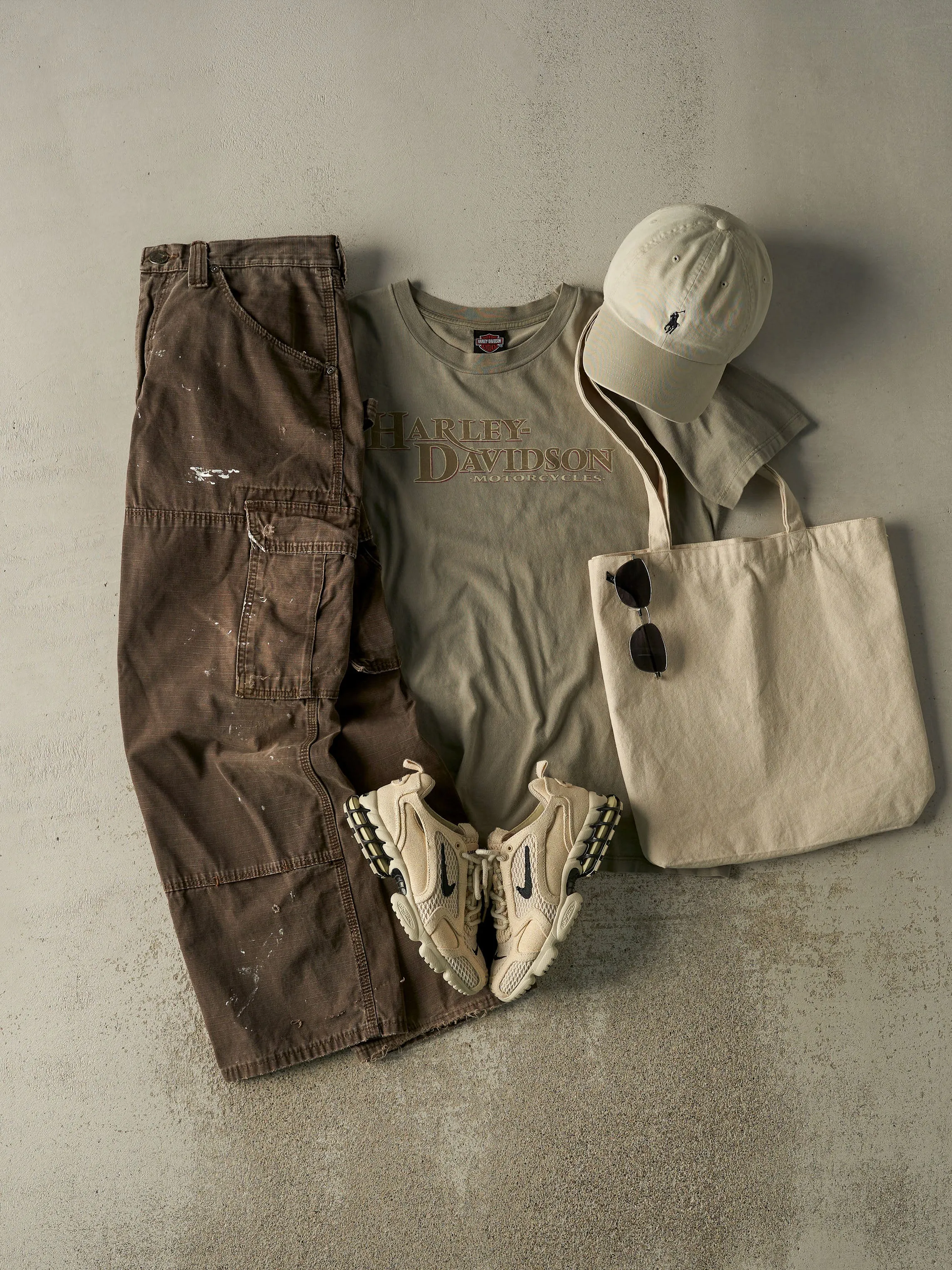 Vintage Y2K Faded Green Battle Creek MI Harley Davidson Tee (M/L) sold by Rebalance Vintage product image thumbnail 2