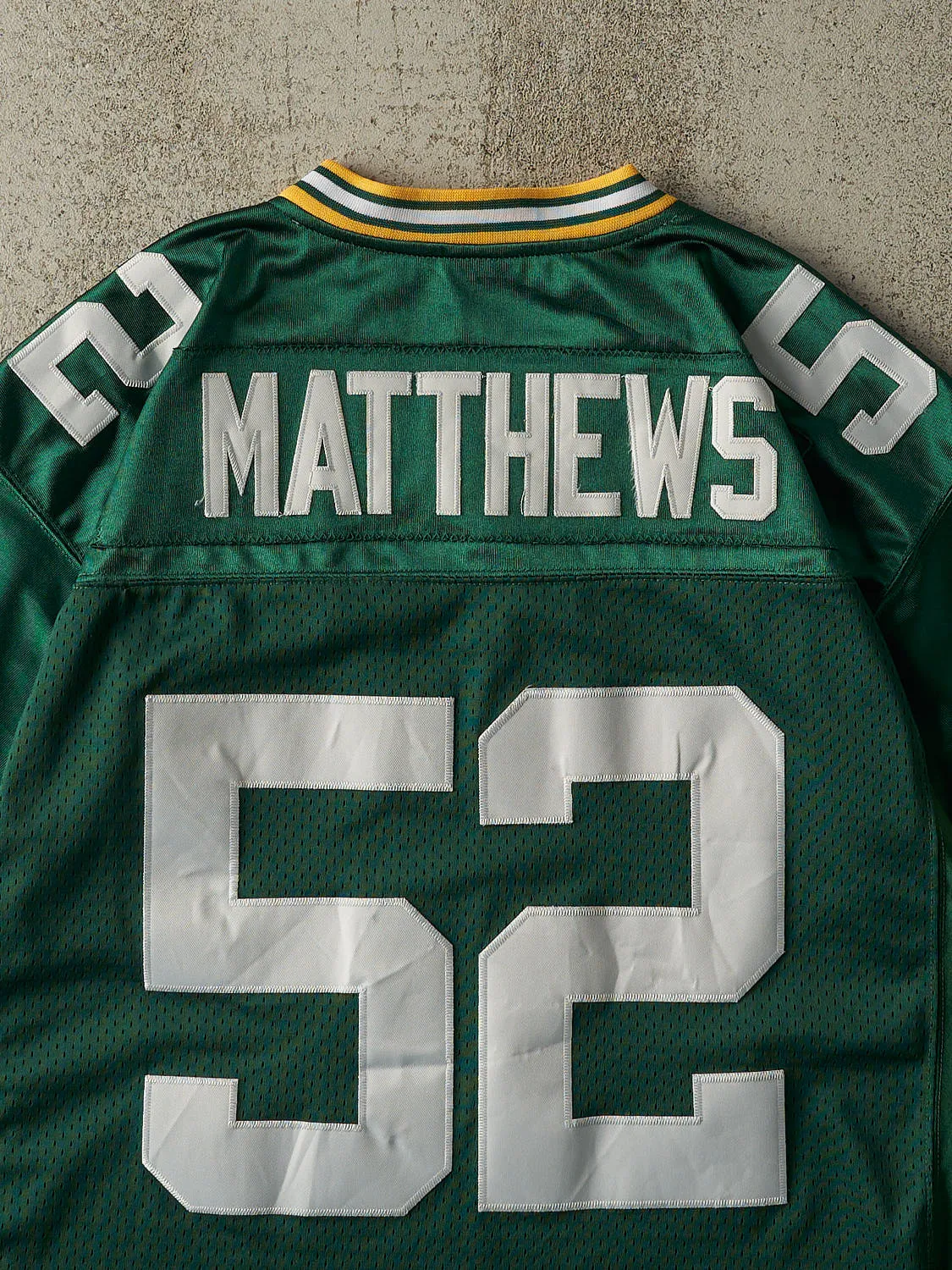 Vintage Y2K Green Green Bay Packers Clay Matthews #52 Cropped Boxy Jersey (M) sold by Rebalance Vintage product image thumbnail 4