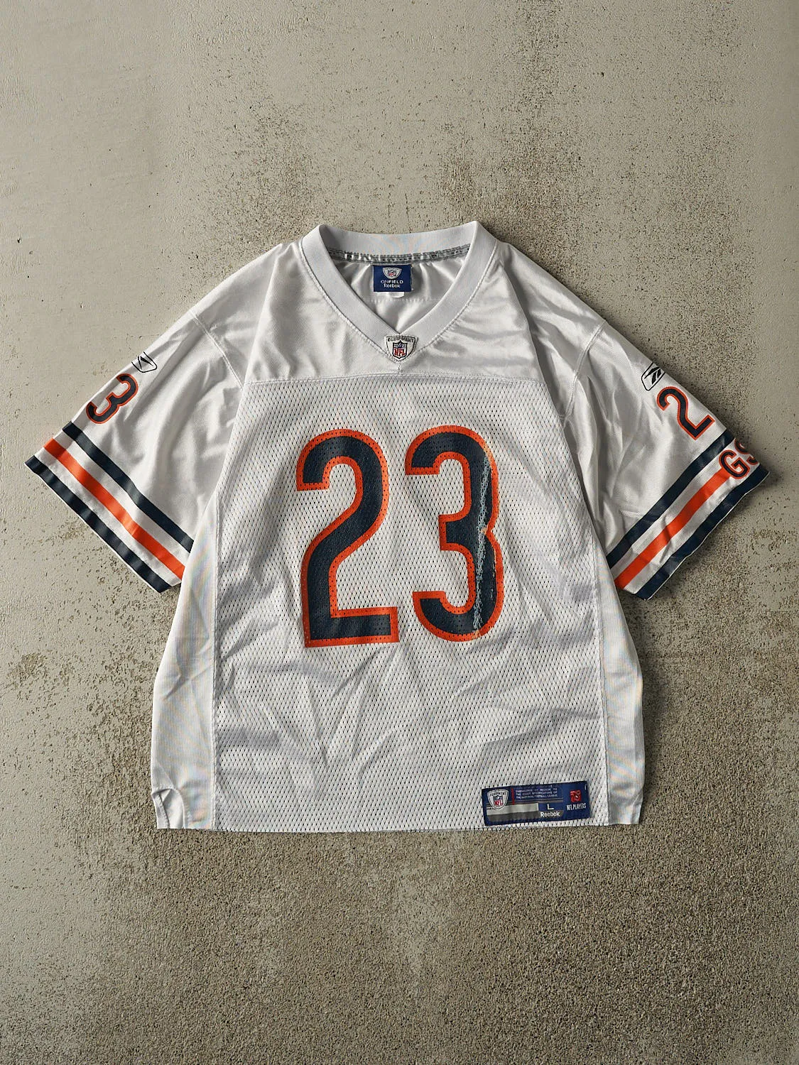 Vintage Y2K White Chicago Bears Devin Hester #23 Cropped Jersey (S) sold by Rebalance Vintage