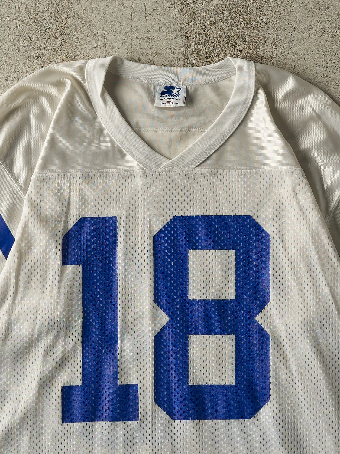 Vintage 90s White Indianapolis Colts Peyton Manning #18 Cropped Jersey (M) sold by Rebalance Vintage product image thumbnail 3
