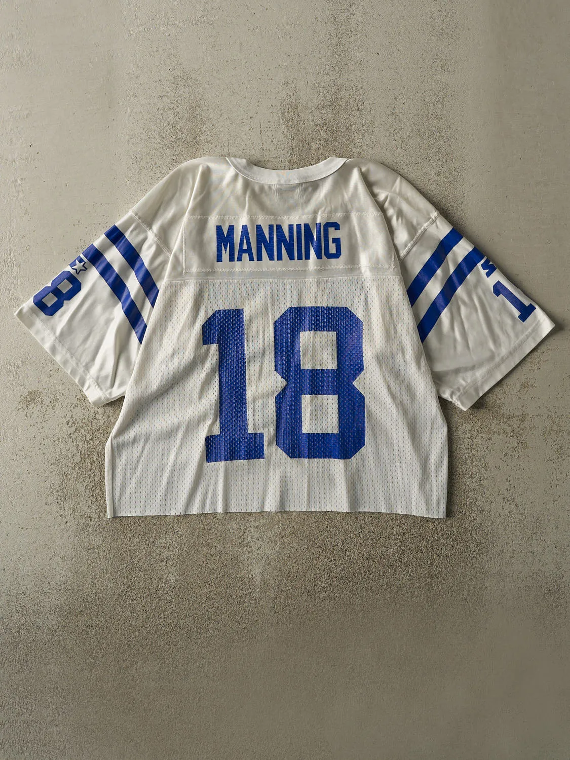 Vintage 90s White Indianapolis Colts Peyton Manning #18 Cropped Jersey (M) sold by Rebalance Vintage product image thumbnail 2