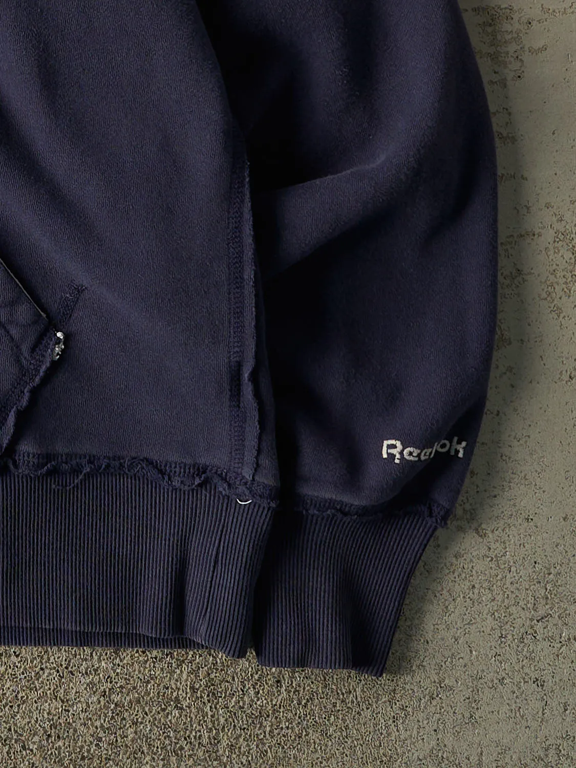 Vintage Y2K Navy Blue Dallas Cowboys Embroidered Hoodie (L/XL) sold by Rebalance Vintage product image thumbnail 3