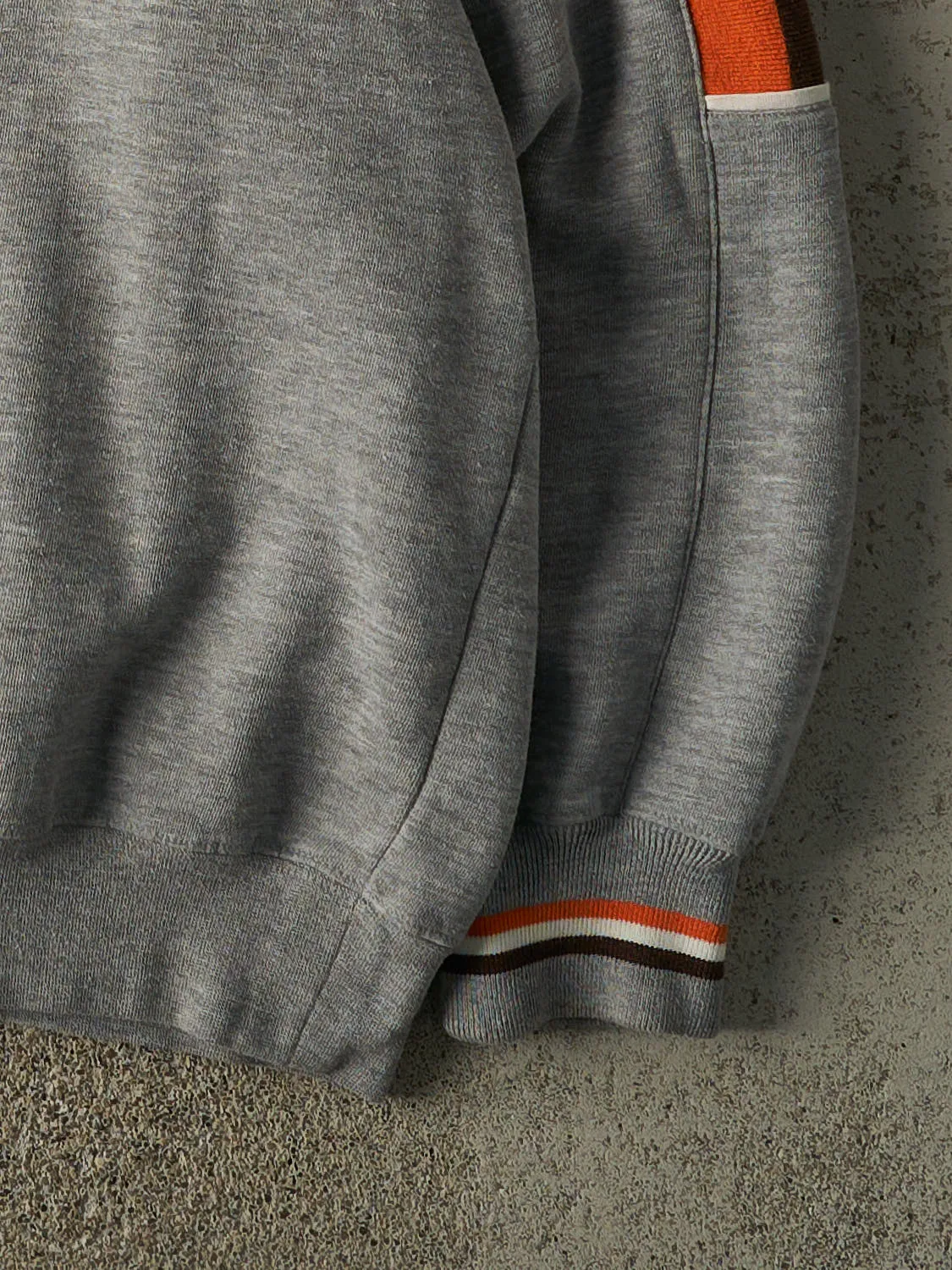 Vintage 90s Grey Cleveland Browns Embroidered Crewneck (XXL/XXXL) sold by Rebalance Vintage product image thumbnail 3