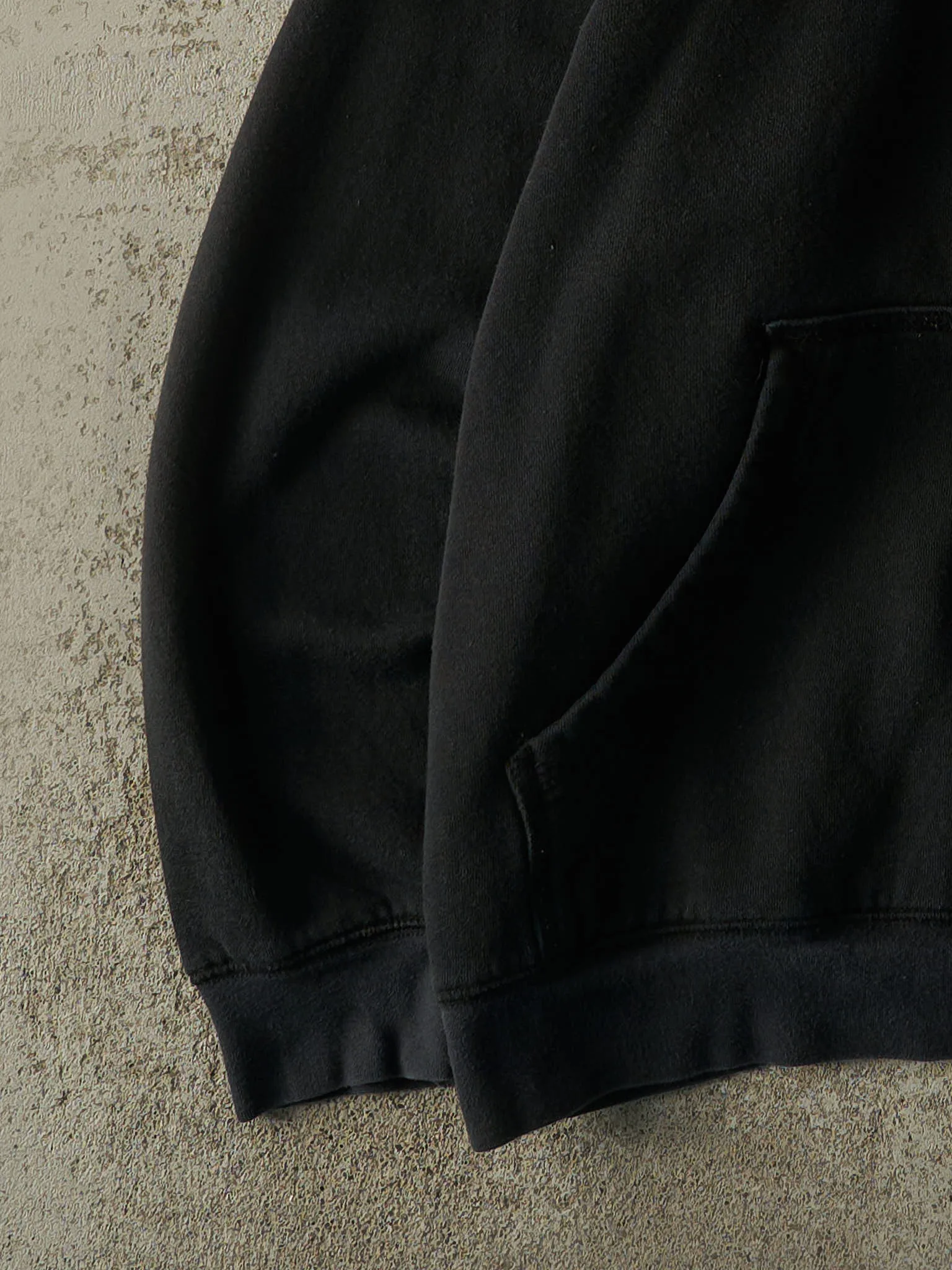 Vintage Y2K Black University of Idaho Vandals Embroidered Hoodie (XL/XXL) sold by Rebalance Vintage product image thumbnail 3