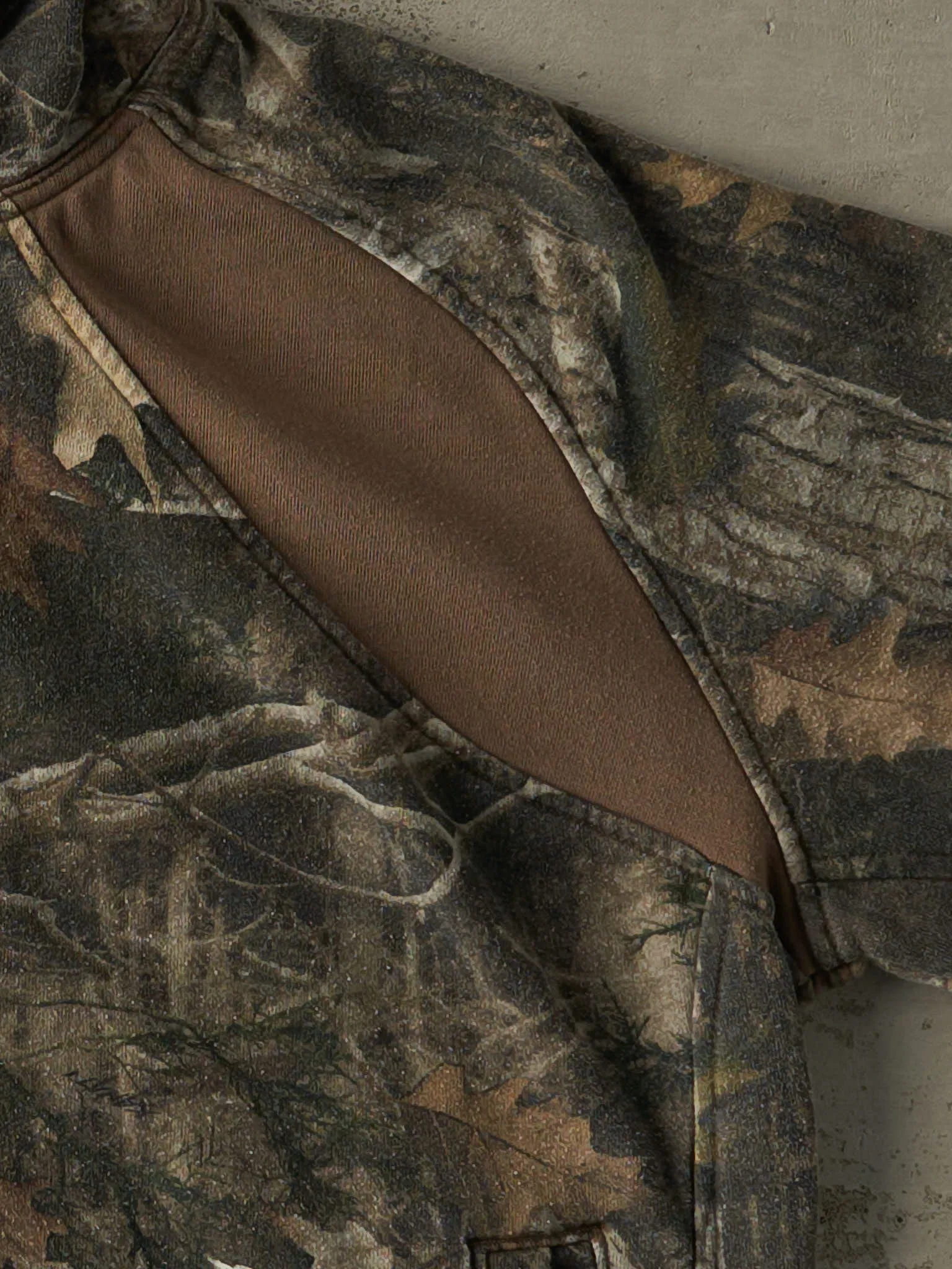 Vintage Y2K Camo SHE Zip Up Hoodie (L/XL) sold by Rebalance Vintage product image thumbnail 3