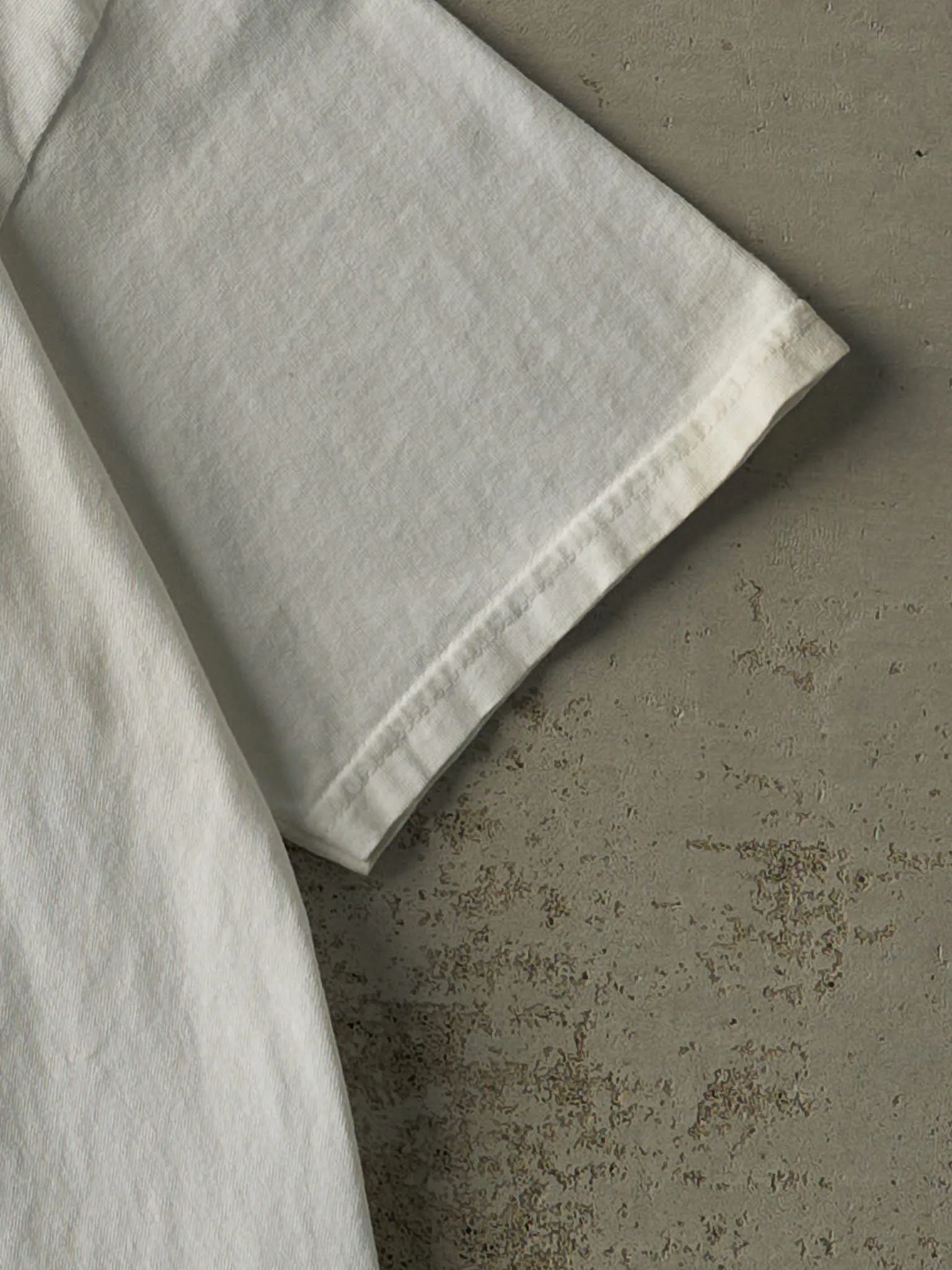 Vintage Y2K White Polaris "Get 'Er Dirty" Slogan Tee (XL) sold by Rebalance Vintage product image thumbnail 4