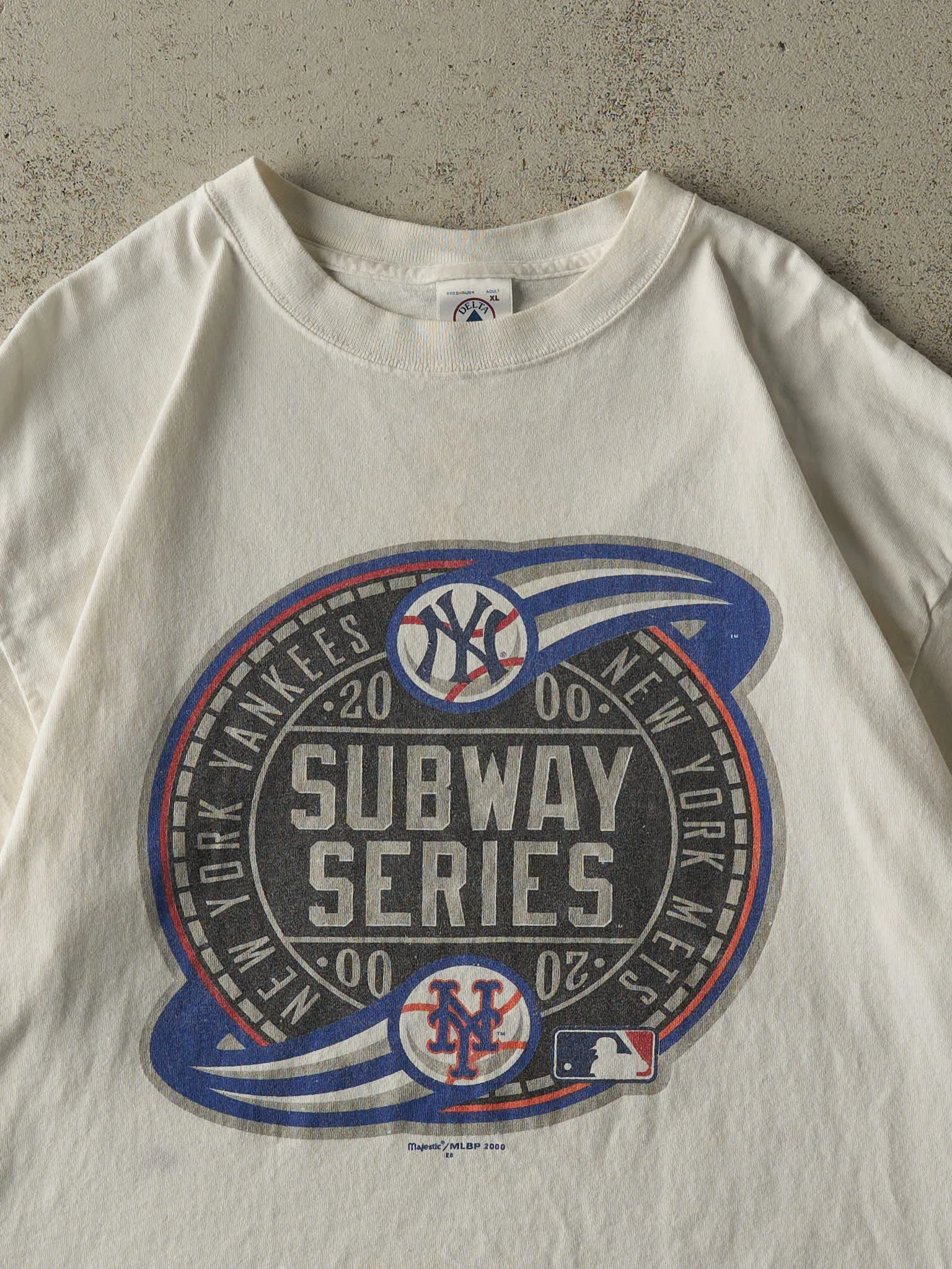 Vintage 00' White New York Yankees vs New York Mets Subway Series Tee (L/XL) sold by Rebalance Vintage product image thumbnail 2