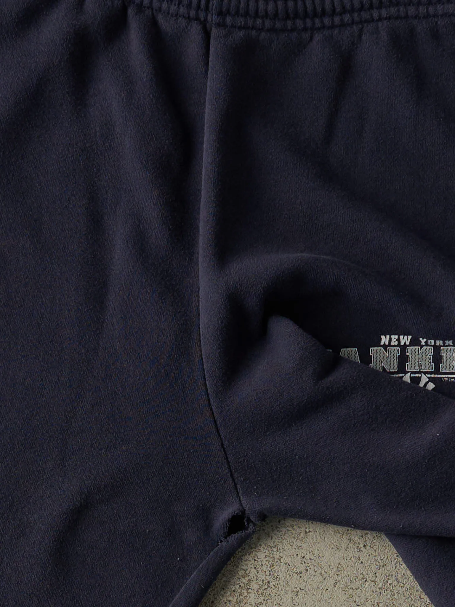Vintage 01' Navy Blue New York Yankees Embroidered Sweatpants (34x29.5) sold by Rebalance Vintage product image thumbnail 4