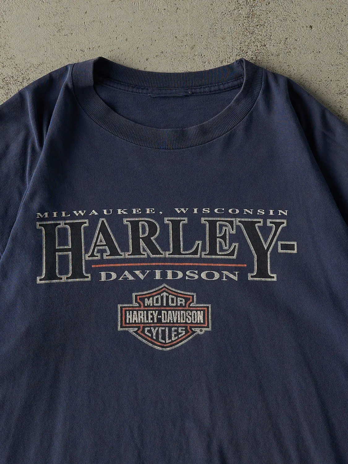 Vintage 90s Navy Blue Milwaukee WI Harley Davidson Tee (XL) sold by Rebalance Vintage product image thumbnail 3