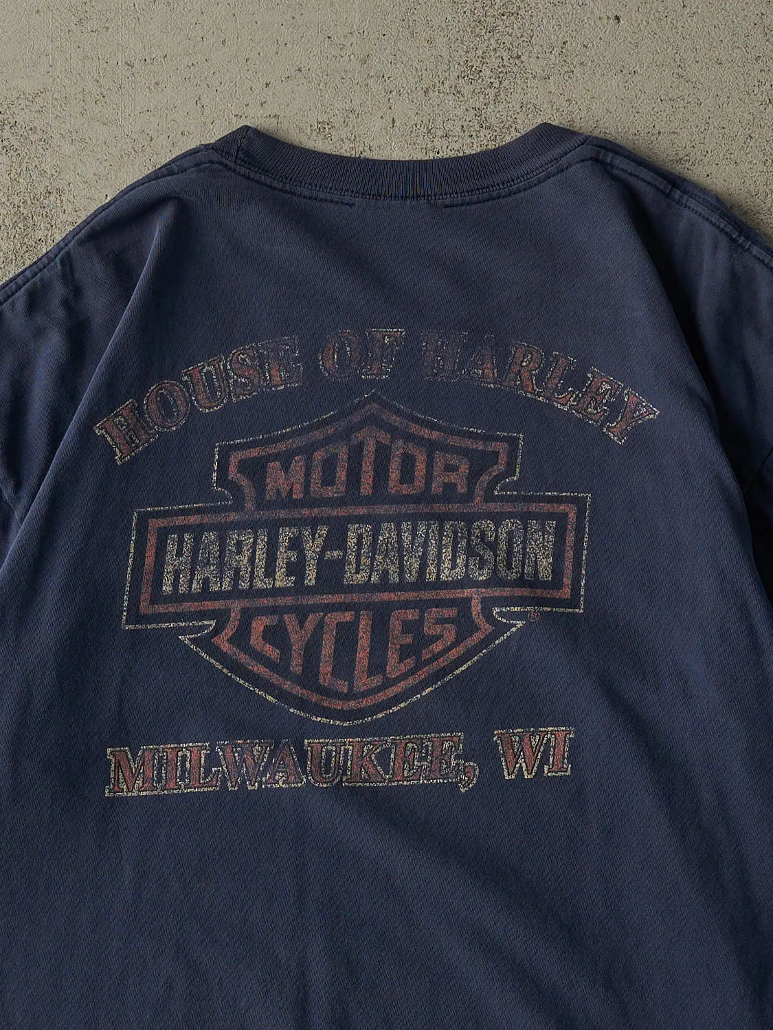 Vintage 90s Navy Blue Milwaukee WI Harley Davidson Tee (XL) sold by Rebalance Vintage product image thumbnail 4