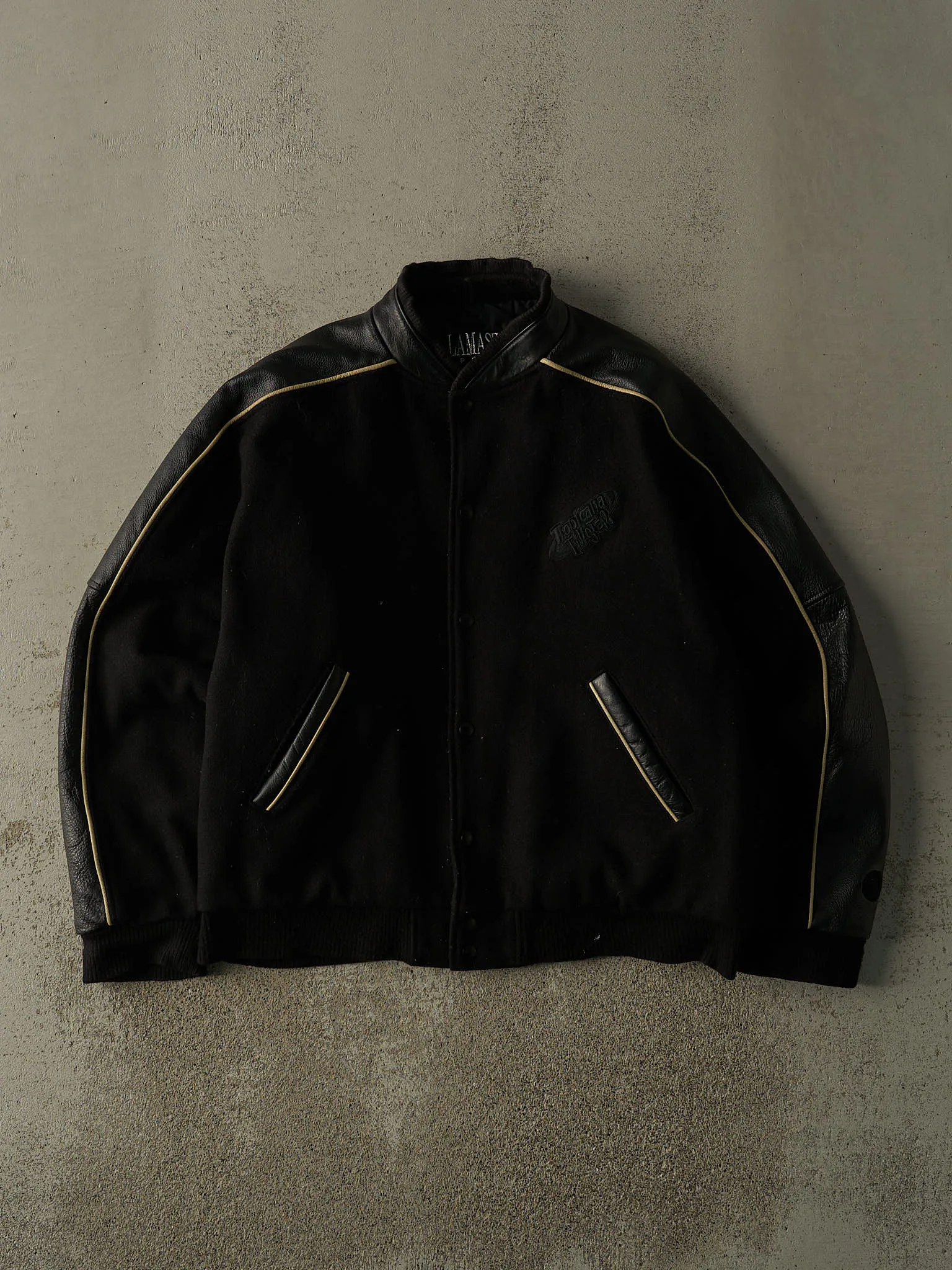 Vintage Y2K Black Embroidered Button Up Jacket (L/XL) sold by Rebalance Vintage