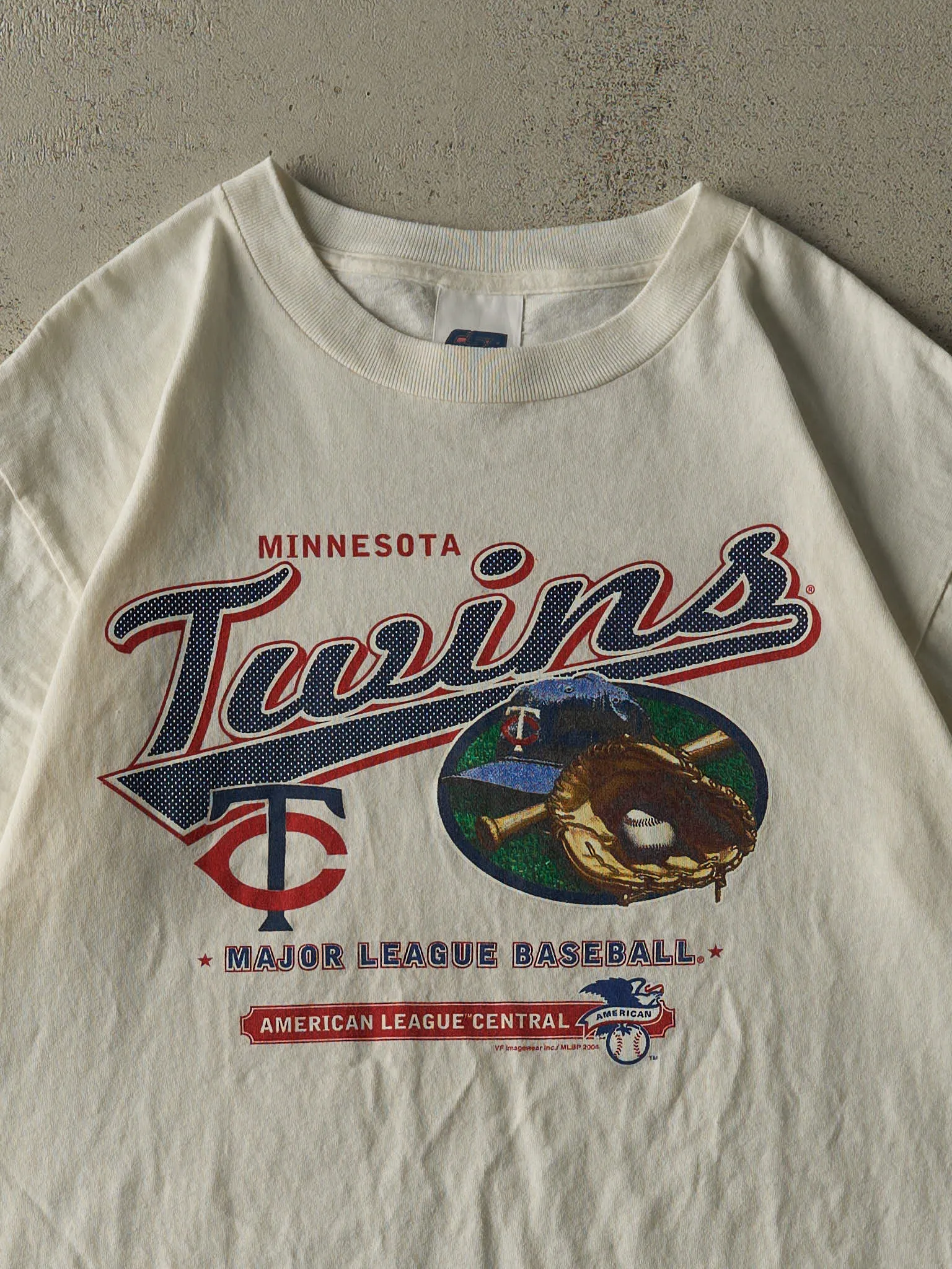 Vintage 04' White Minnesota Twins Tee (L/XL) sold by Rebalance Vintage product image thumbnail 2