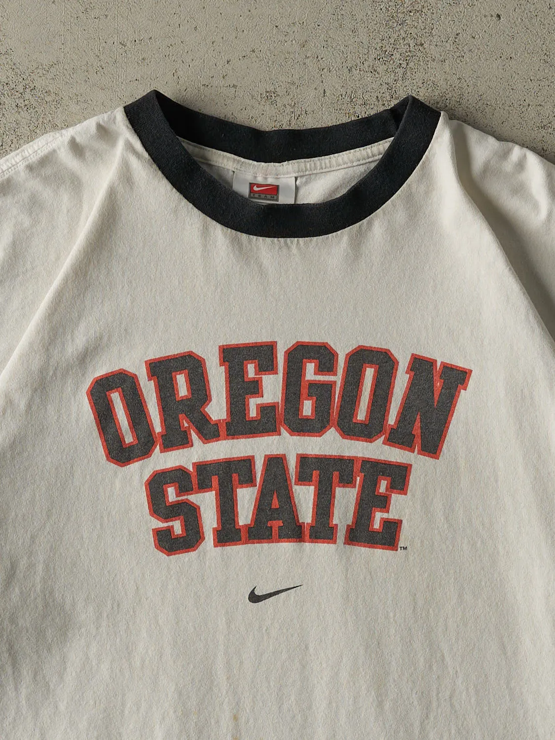 Vintage Y2K White & Black Oregon State Nike Boxy Tee (L/XL) sold by Rebalance Vintage product image thumbnail 2