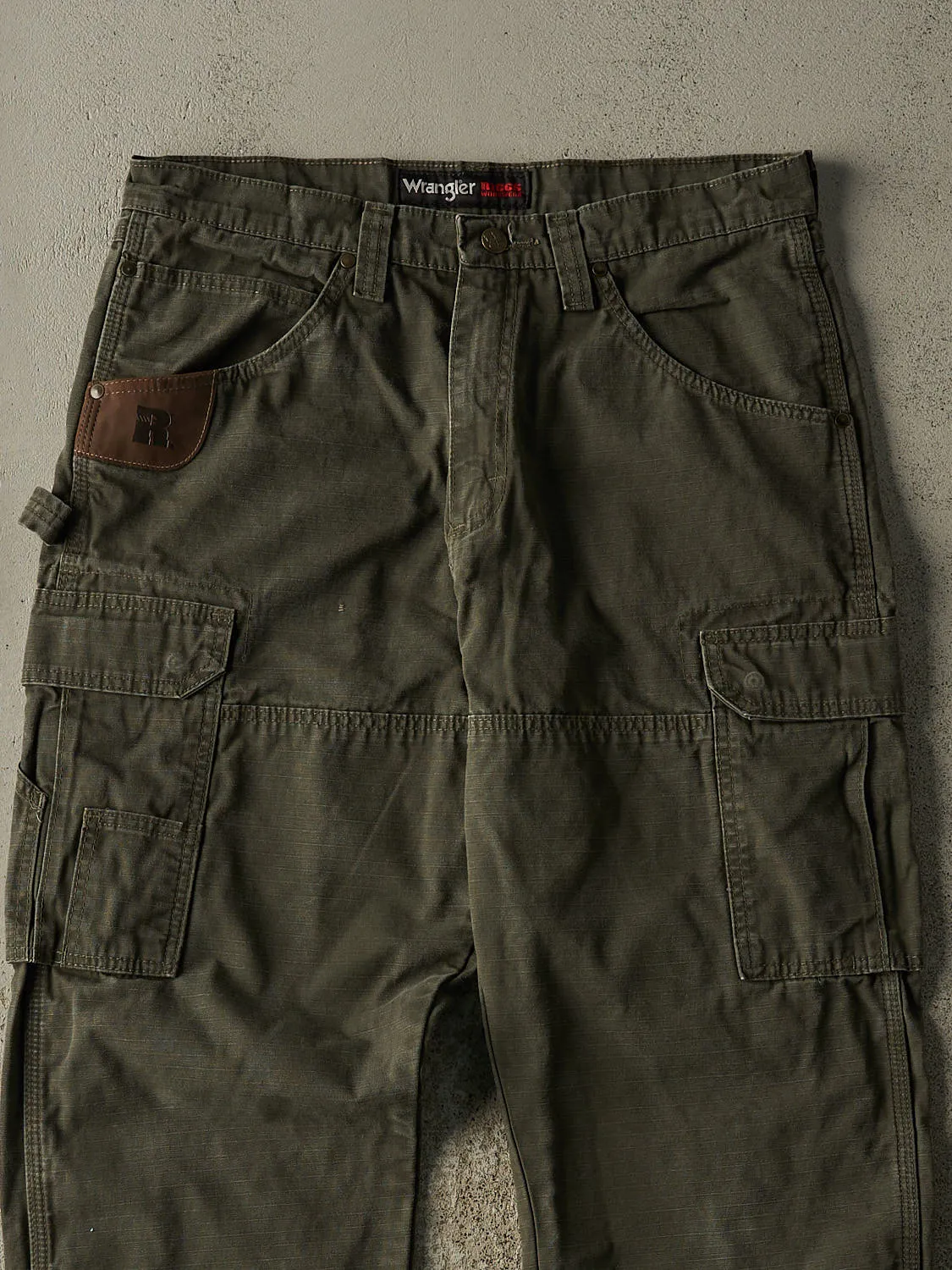 Vintage 90s Brown Wrangler Riggs Double Knee Flannel Lined Cargo Work Pants (34x33) sold by Rebalance Vintage product image thumbnail 3