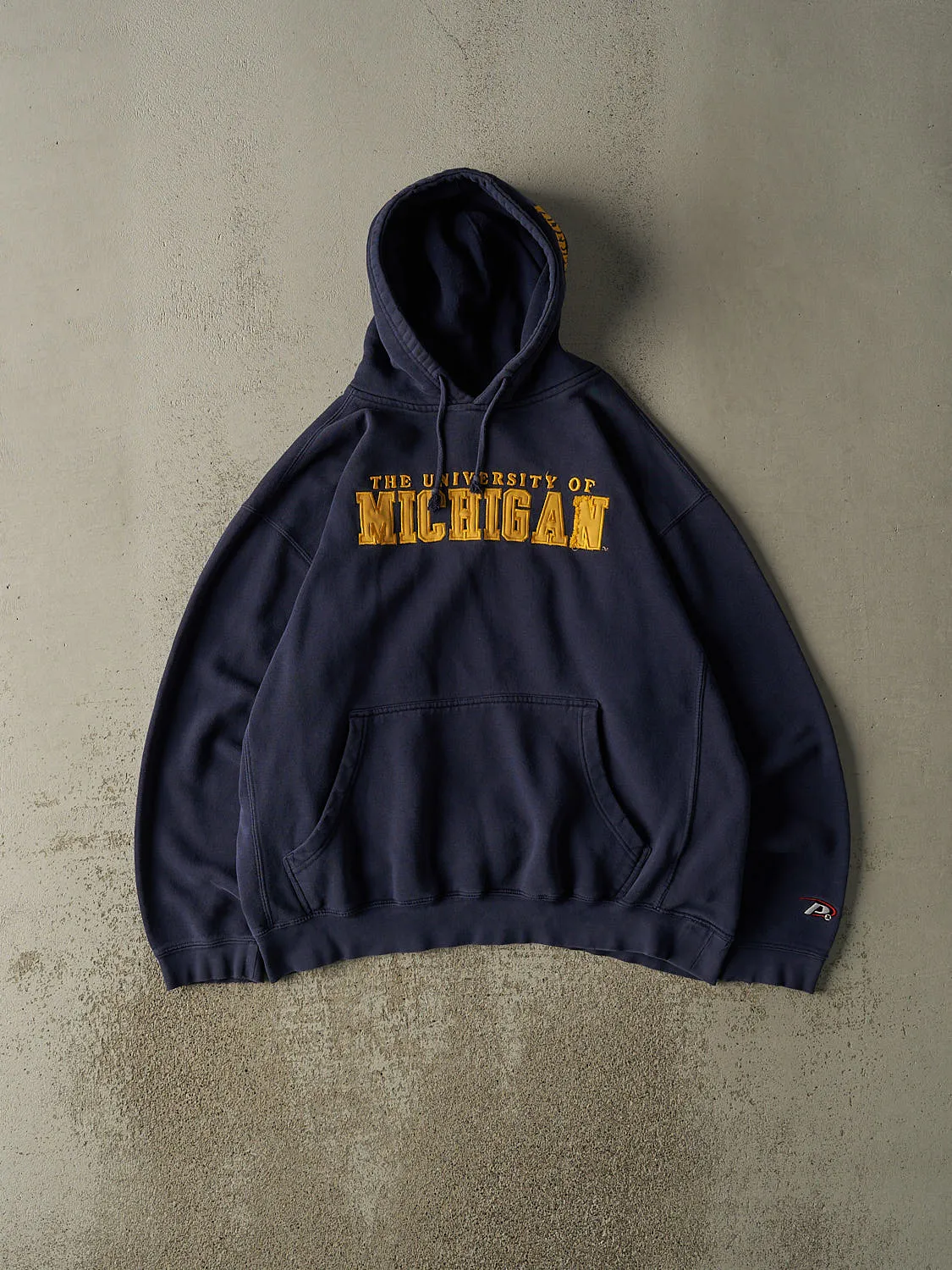 Vintage 90s Navy Blue University of Michigan Wolverines Embroidered Boxy Hoodie (L) sold by Rebalance Vintage