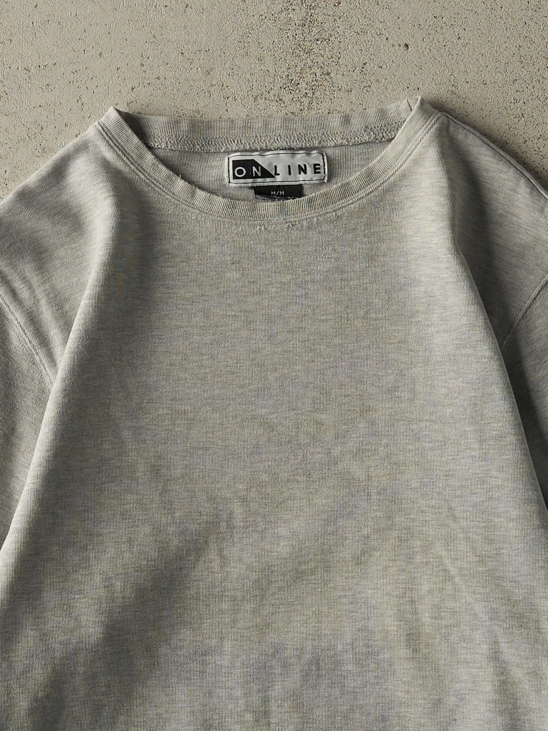 Vintage Y2K Heather Grey Blank Boxy Long Sleeve (M) sold by Rebalance Vintage product image thumbnail 2