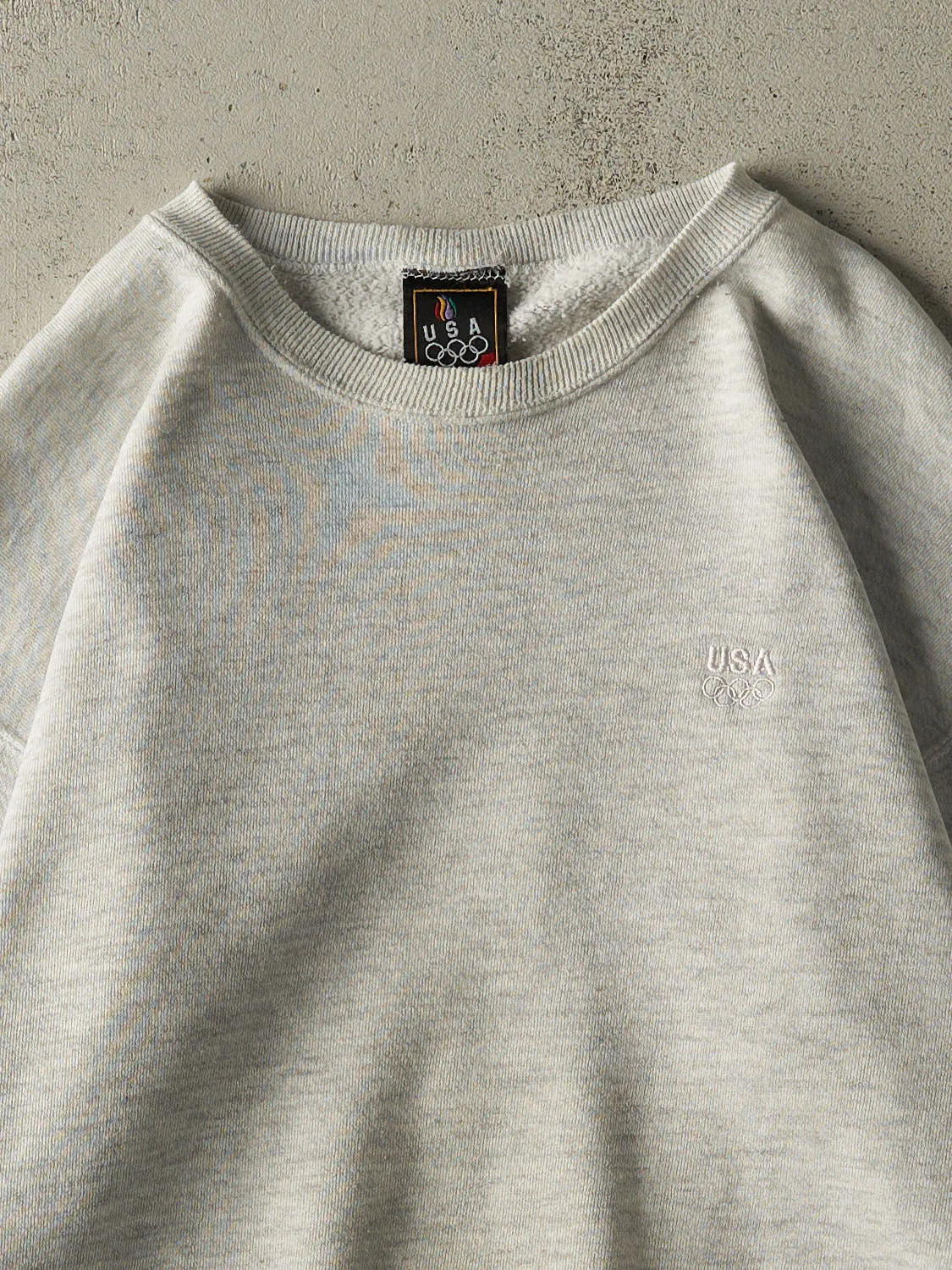 Vintage 90s Heather Grey USA Olympics Embroidered Boxy Crewneck (L) sold by Rebalance Vintage product image thumbnail 2