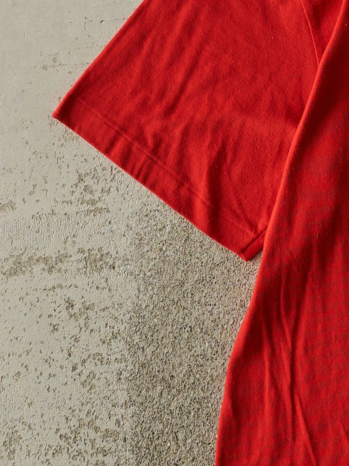 Vintage 86' Red University of Toronto Orientation Single Stitch Tee (M/L) sold by Rebalance Vintage product image thumbnail 3