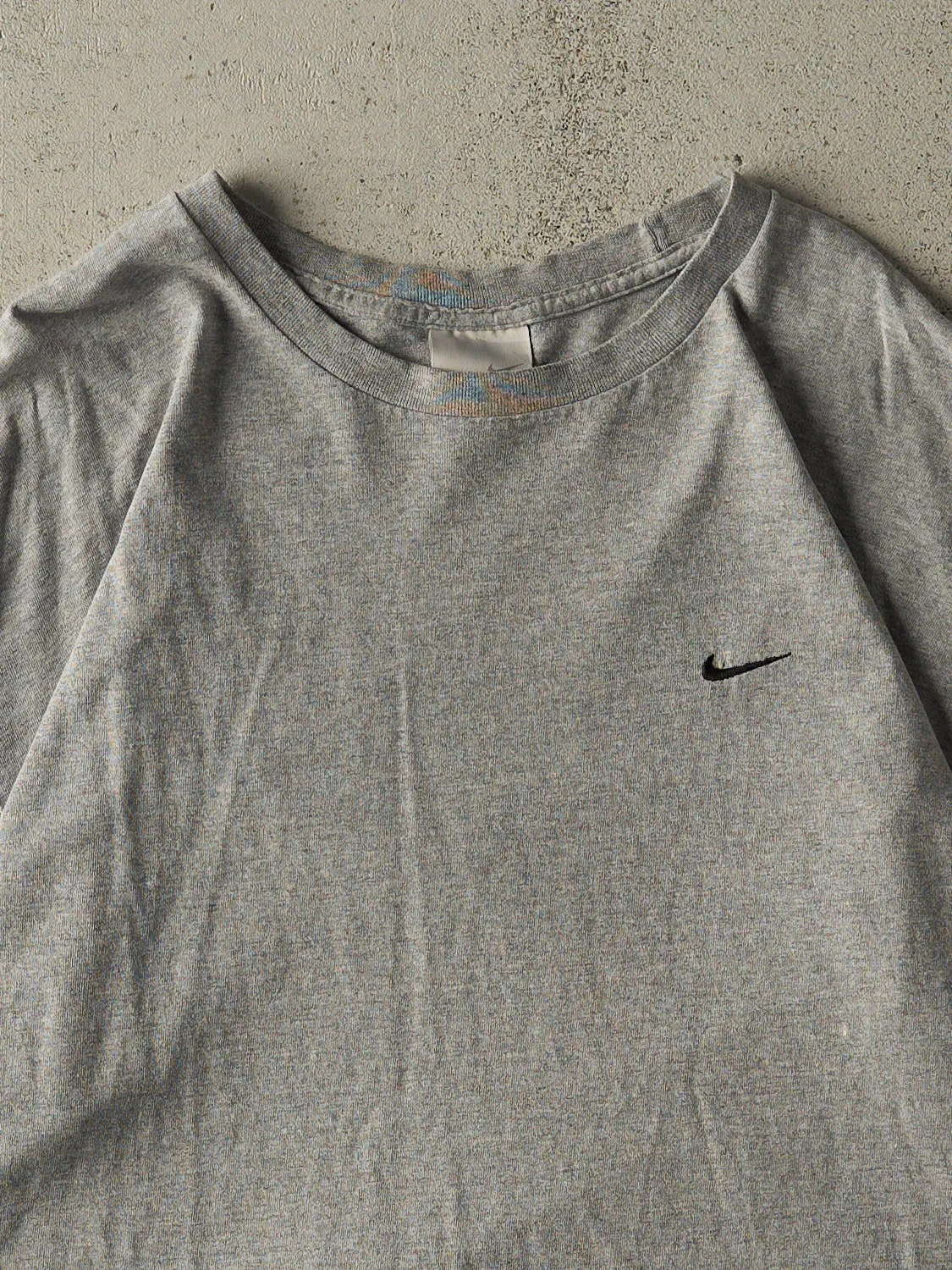 Vintage Y2K Grey Nike Embroidered Swoosh Tee (L/XL) sold by Rebalance Vintage product image thumbnail 2