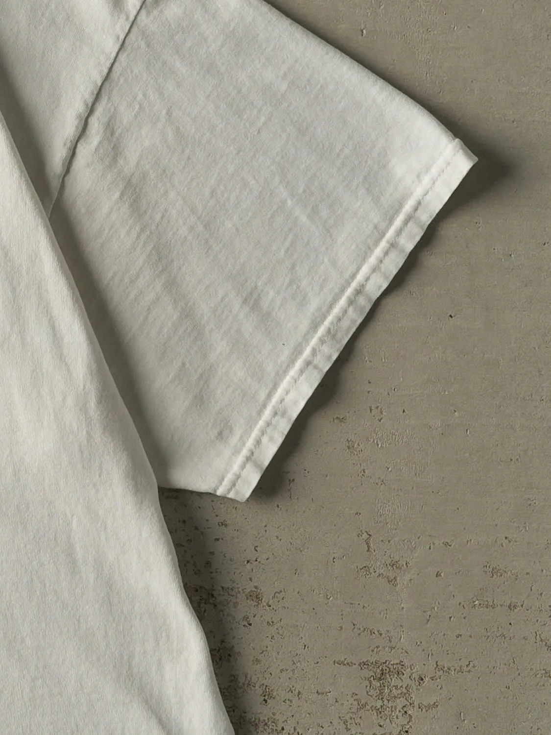 Vintage 90s White Hard Rock Cafe Hollywood Tee (XL/XXL) sold by Rebalance Vintage product image thumbnail 3