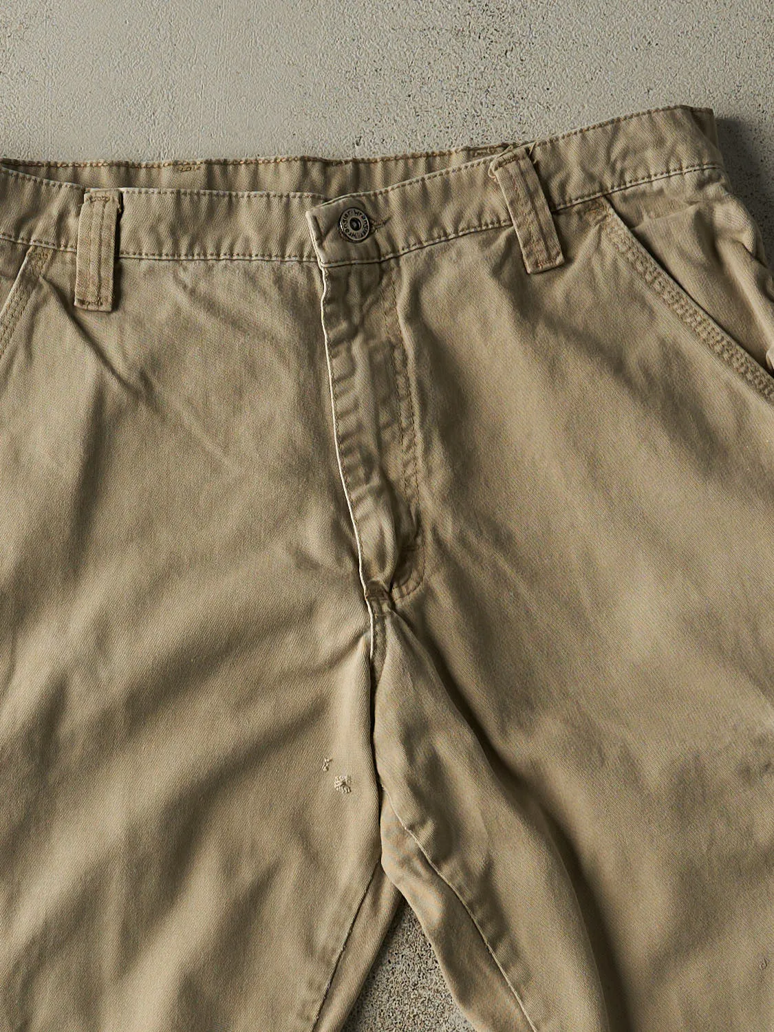 Vintage 90s Beige Wrangler Cargo Pants (33x30) sold by Rebalance Vintage product image thumbnail 4
