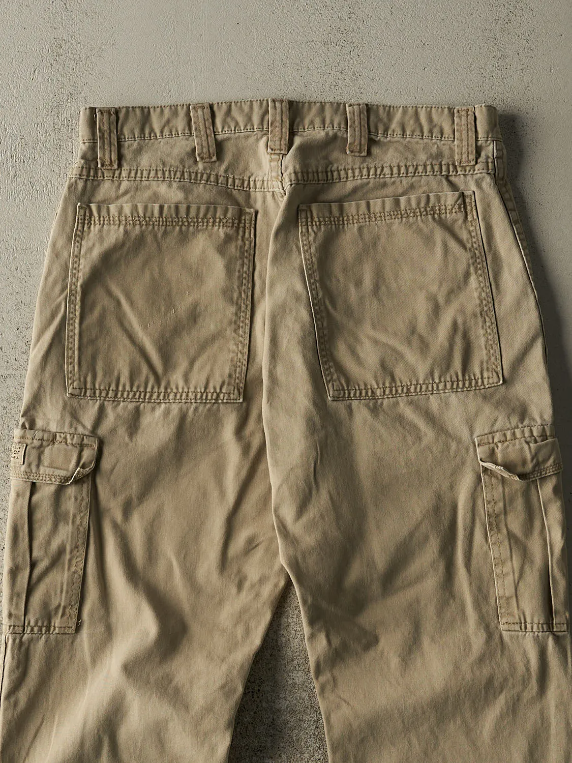 Vintage 90s Beige Wrangler Cargo Pants (33x30) sold by Rebalance Vintage product image thumbnail 5