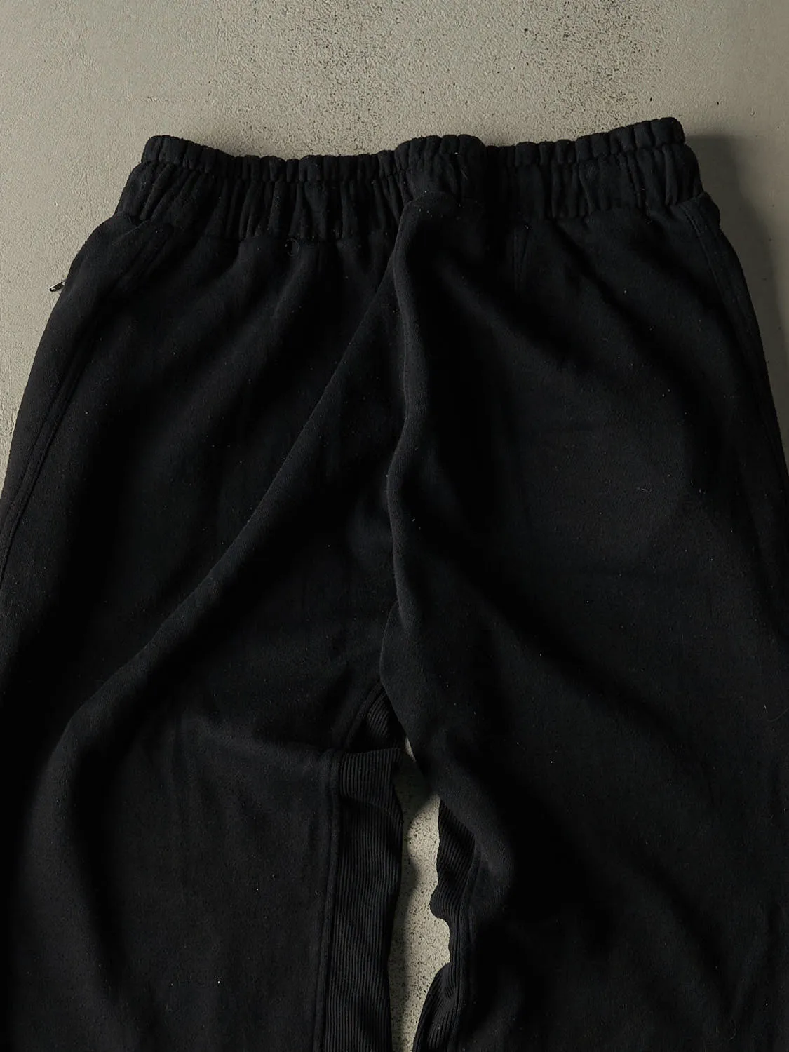 Vintage 90s Black Umbro Embroidered Sweat Pants (30x32) sold by Rebalance Vintage product image thumbnail 4