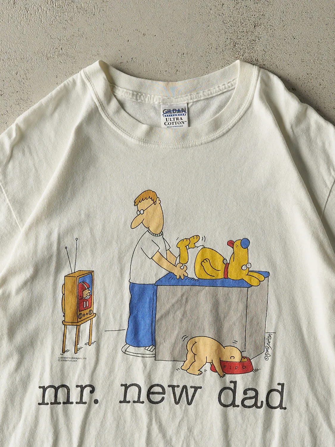 Vintage Y2K White "Mr. New Dad" Slogan Tee (M/L) sold by Rebalance Vintage product image thumbnail 2
