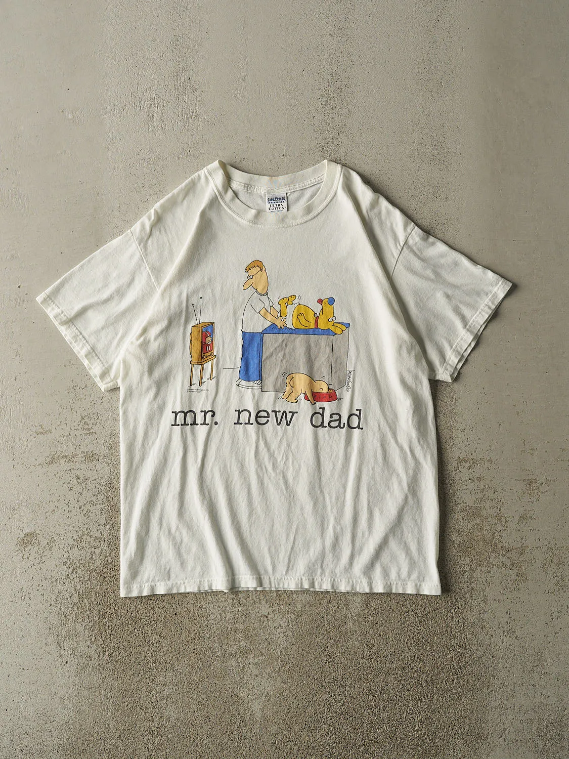 Vintage Y2K White "Mr. New Dad" Slogan Tee (M/L) sold by Rebalance Vintage