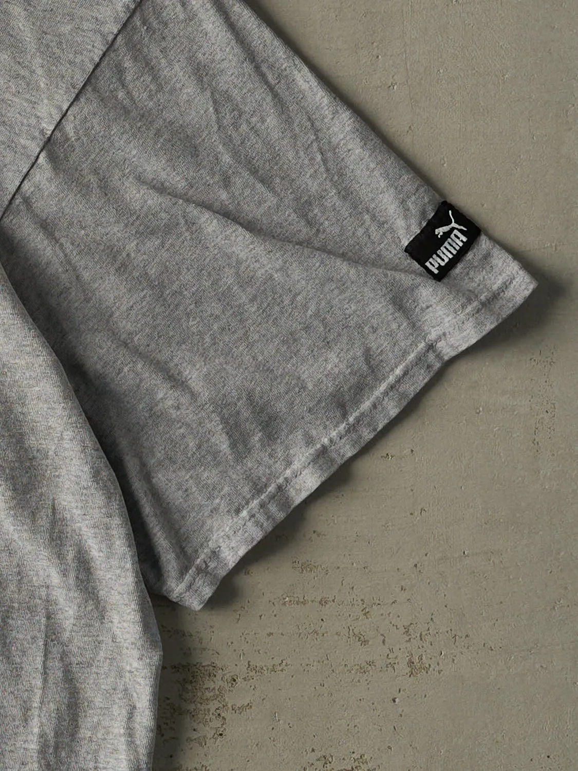 Vintage 90s Grey Cleveland Browns Tee (XL/XXL) sold by Rebalance Vintage product image thumbnail 4