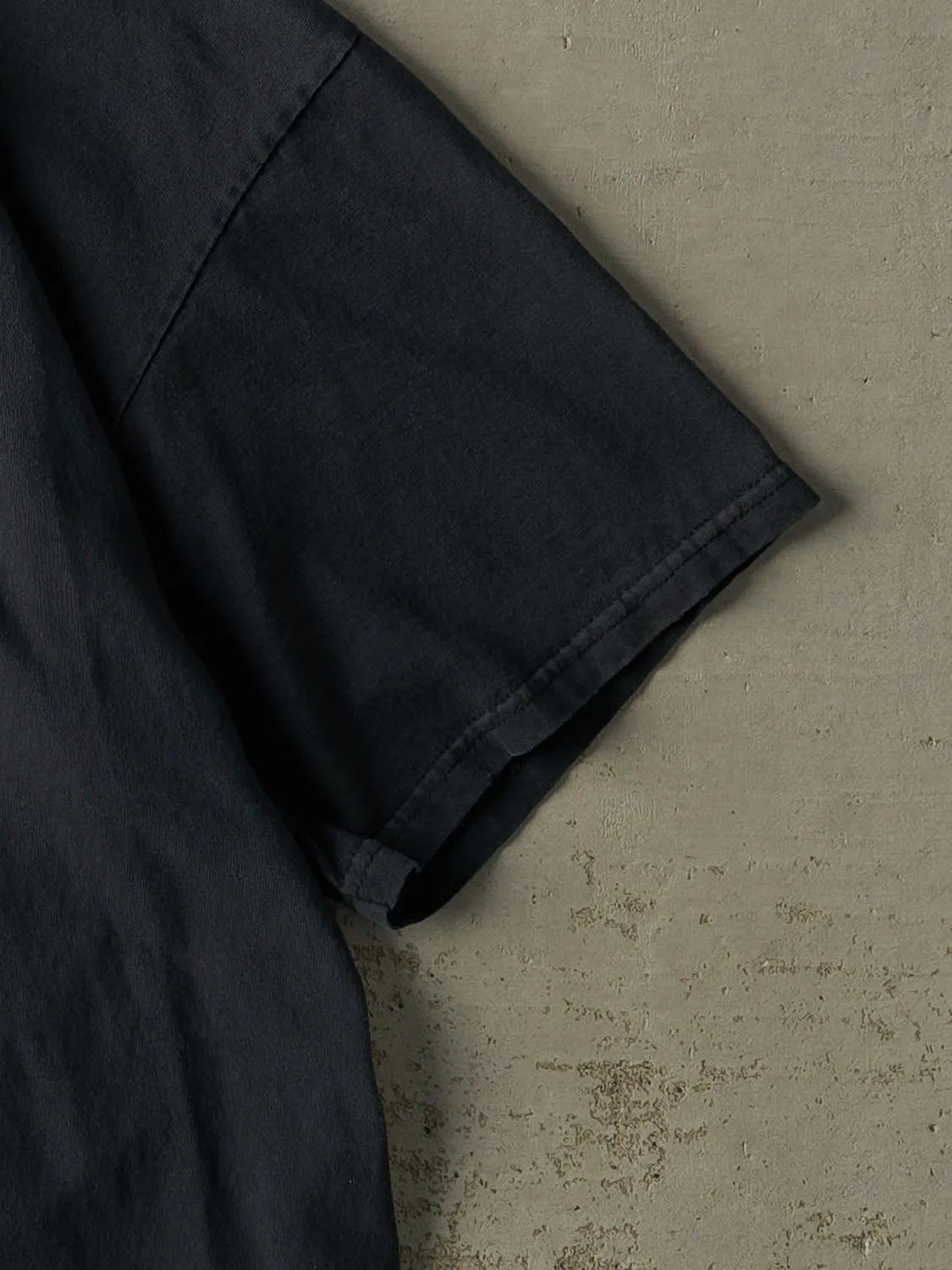 Vintage Y2K Faded Black Orlando Florida Embroidered Tee (L/XL) sold by Rebalance Vintage product image thumbnail 4