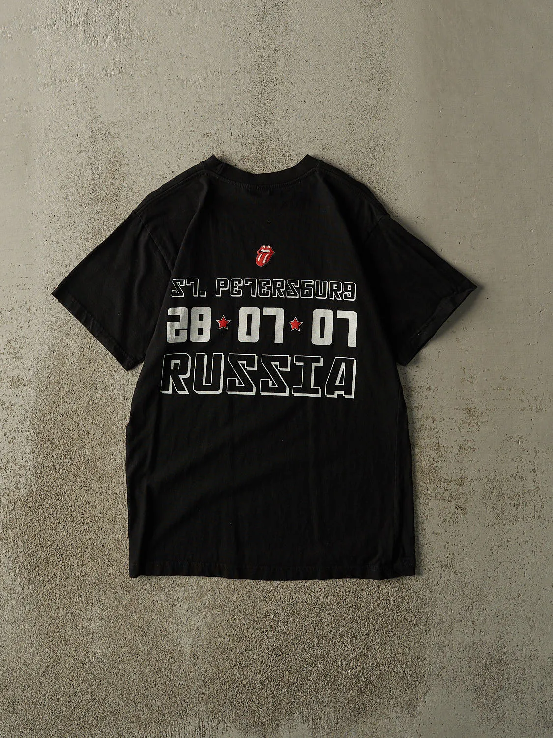 Vintage 07' Black The Rolling Stones Russia Tour Tee (S) sold by Rebalance Vintage product image thumbnail 2