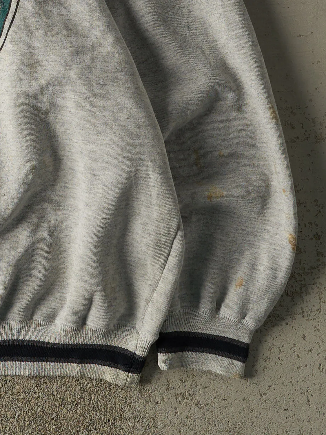 Vintage 94' Heather Grey Lighthouse Ribbed Crewneck (M/L) sold by Rebalance Vintage product image thumbnail 4