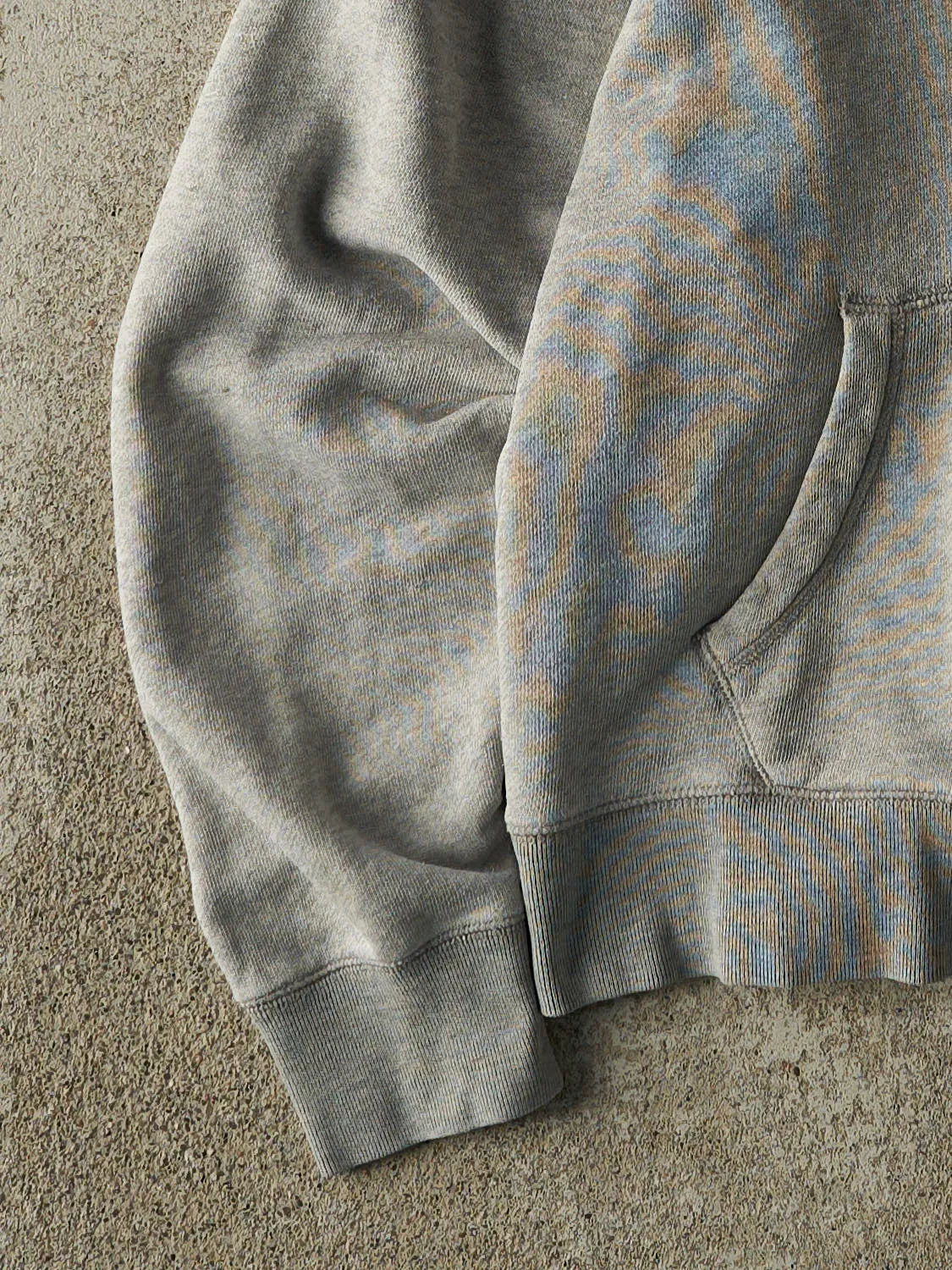 Vintage 90s Grey Roots Blank Hoodie (M) sold by Rebalance Vintage product image thumbnail 3