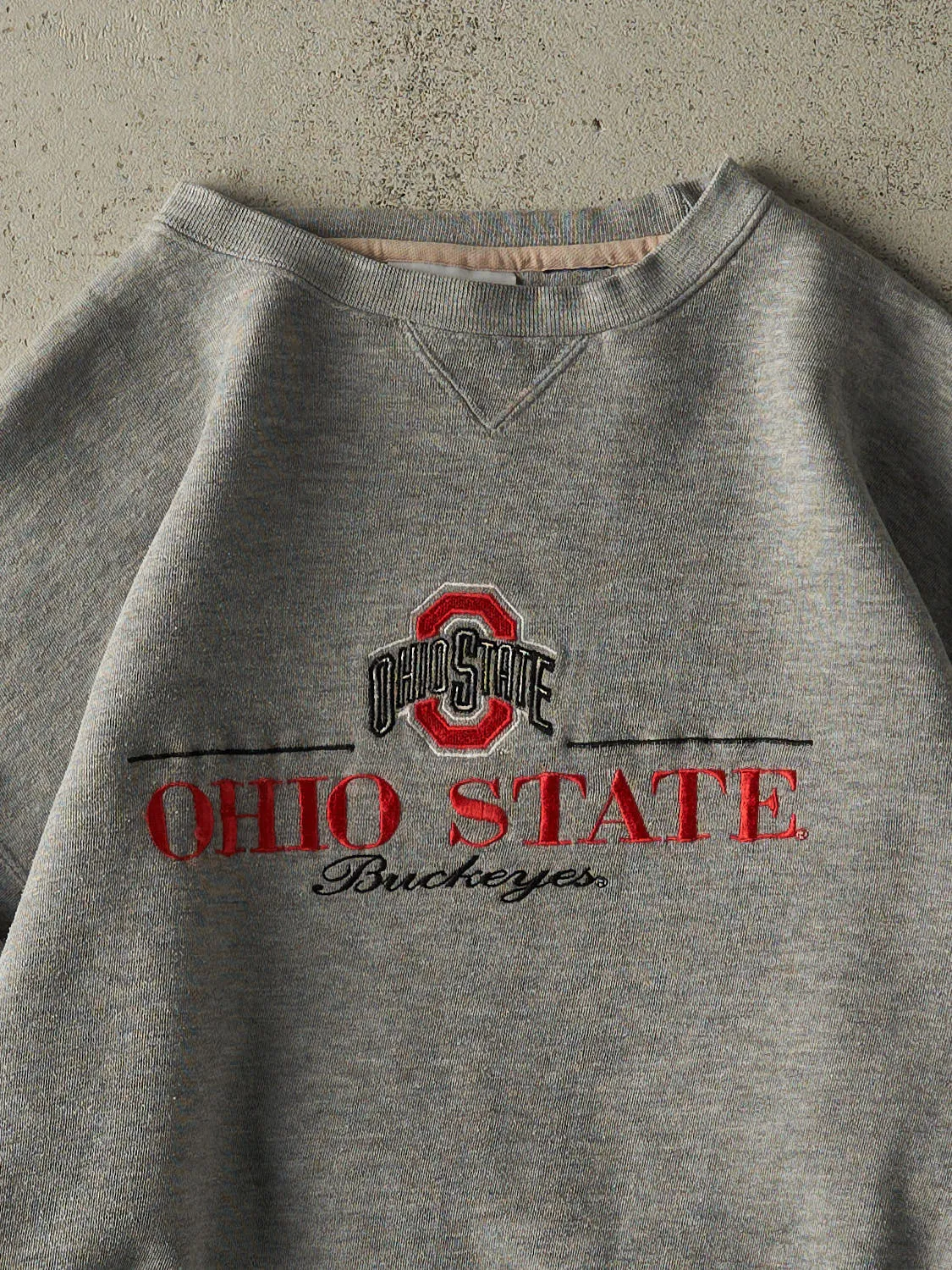 Vintage 90s Grey Ohio State University Buckeyes Embroidered Boxy Crewneck (M) sold by Rebalance Vintage product image thumbnail 2
