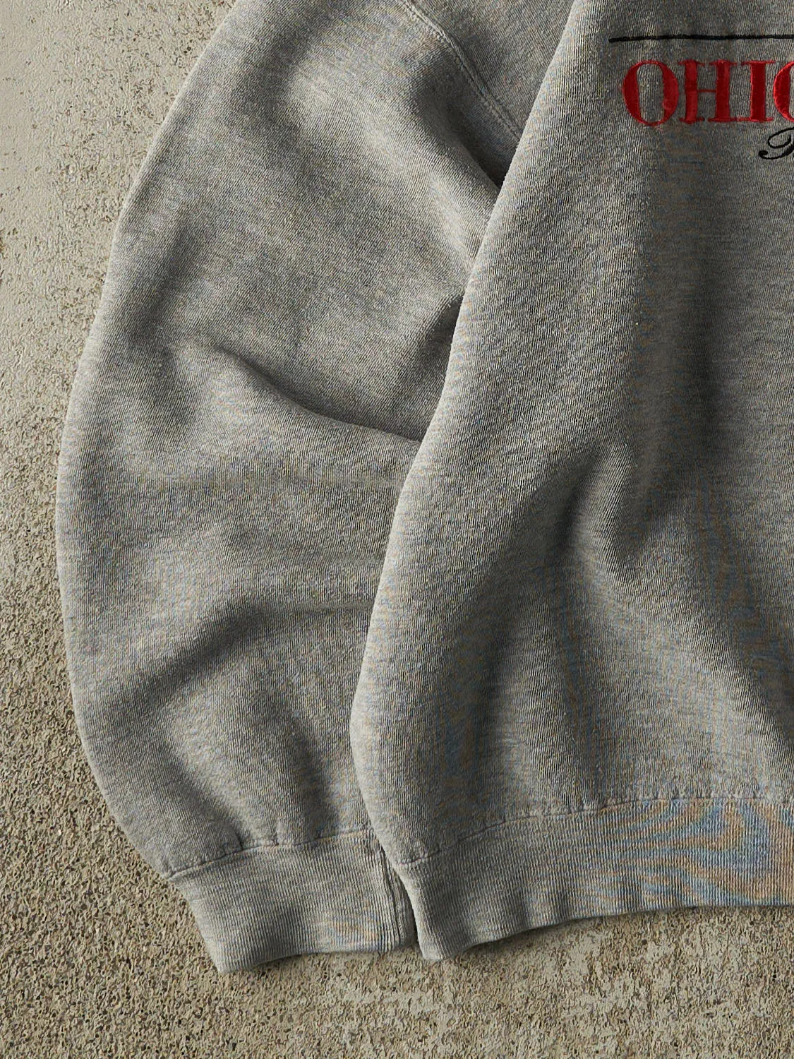 Vintage 90s Grey Ohio State University Buckeyes Embroidered Boxy Crewneck (M) sold by Rebalance Vintage product image thumbnail 3