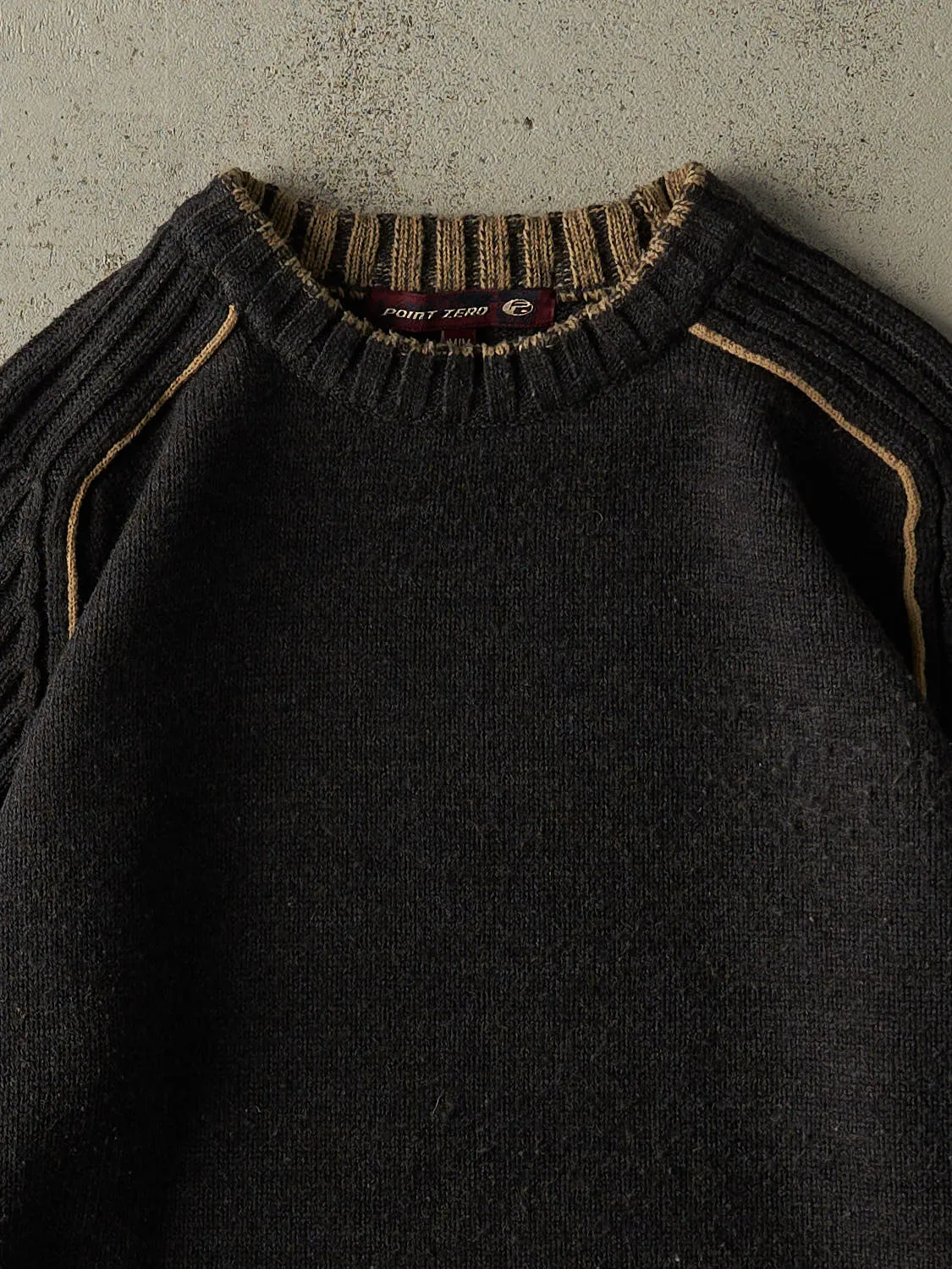 Vintage 90s Charcoal Grey & Beige Point Zero Knit Pullover (M) sold by Rebalance Vintage product image thumbnail 2