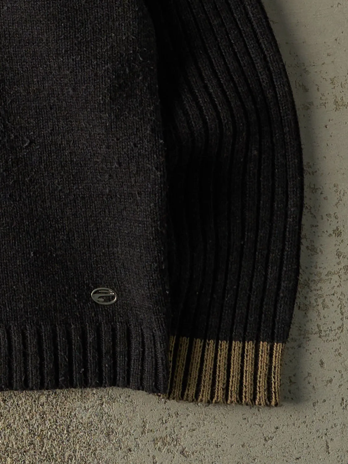 Vintage 90s Charcoal Grey & Beige Point Zero Knit Pullover (M) sold by Rebalance Vintage product image thumbnail 3