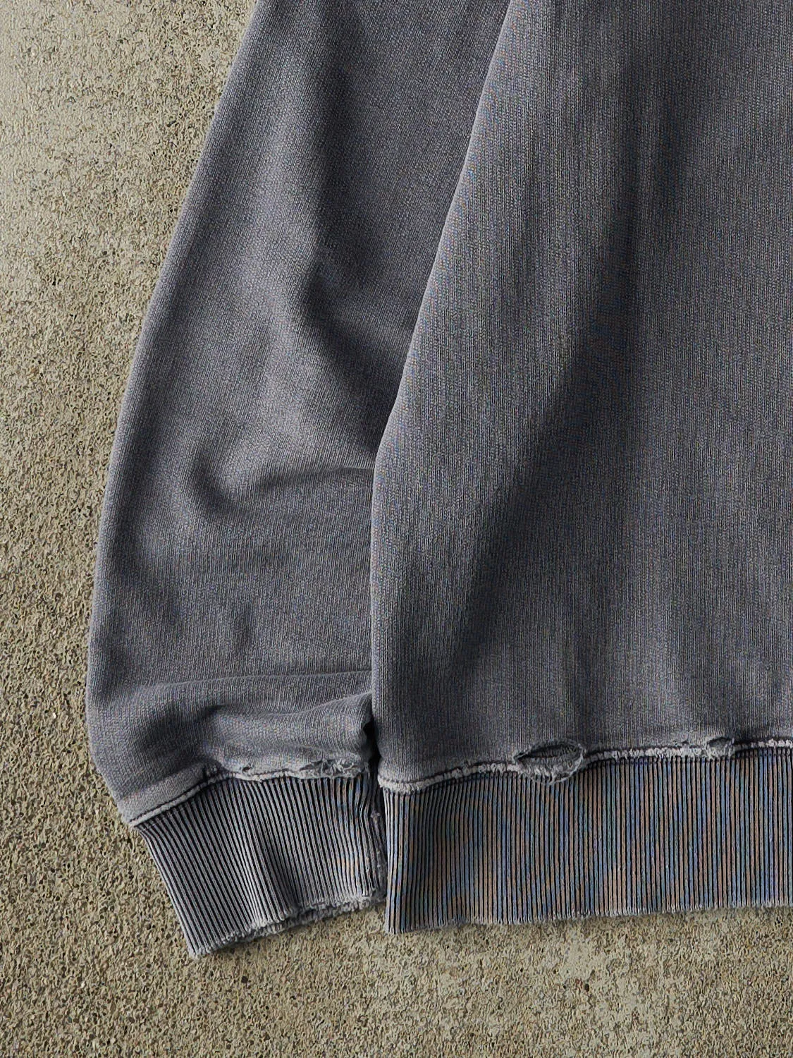 Vintage Y2K Washed Blue Wind River Blank Crewneck (M) sold by Rebalance Vintage product image thumbnail 3