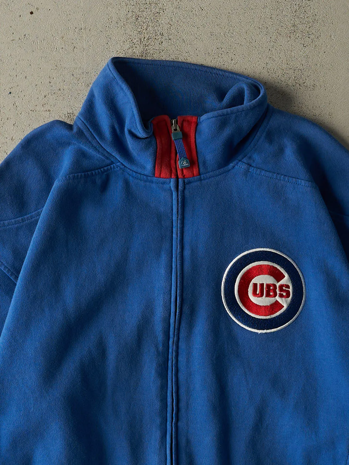 Vintage Y2K Blue Chicago Cubs Embroidered Zip Up Sweatshirt (L) sold by Rebalance Vintage product image thumbnail 3