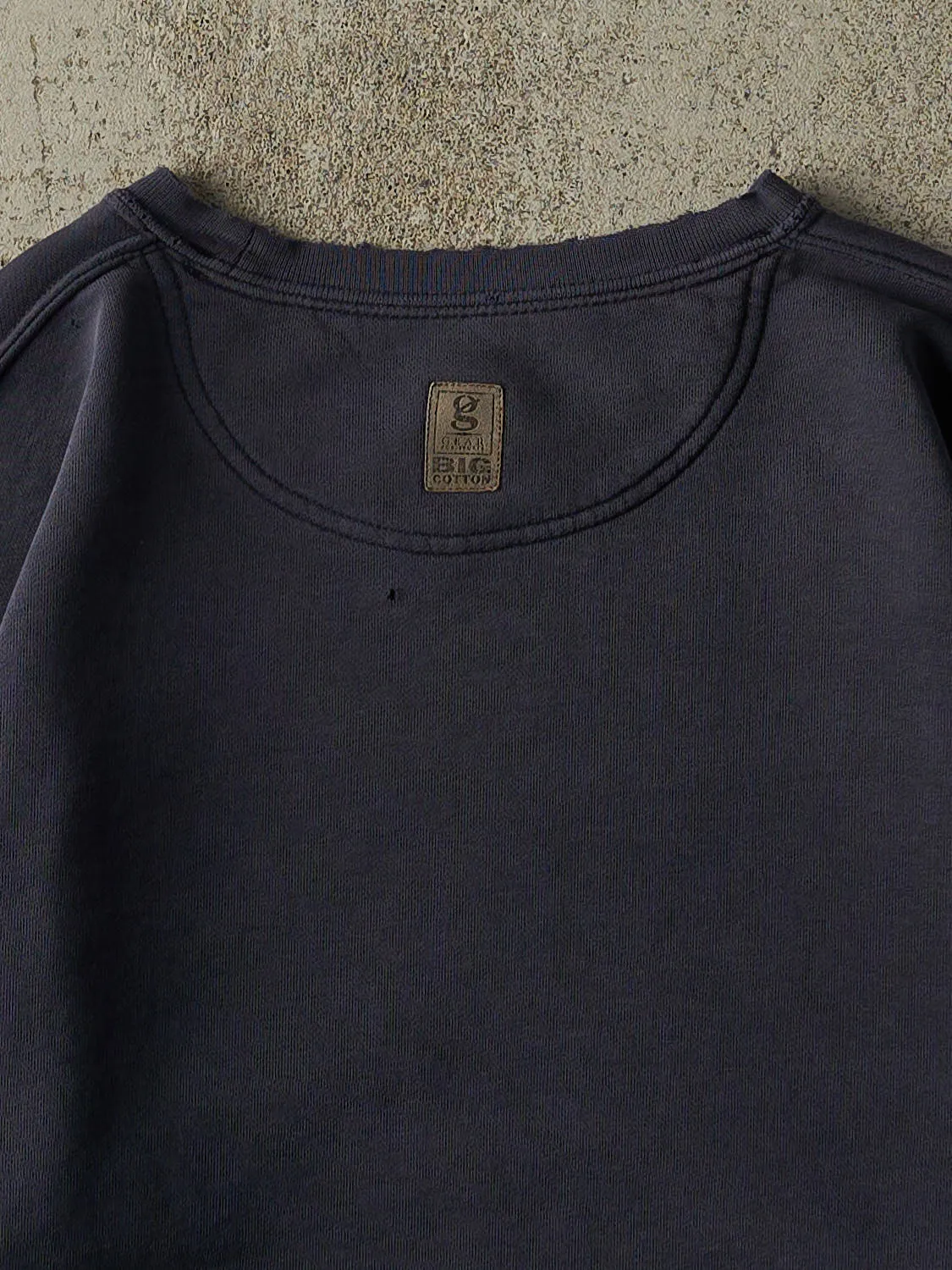 Vintage 90s Navy Blue Volendam Logo Crewneck (M/L) sold by Rebalance Vintage product image thumbnail 4