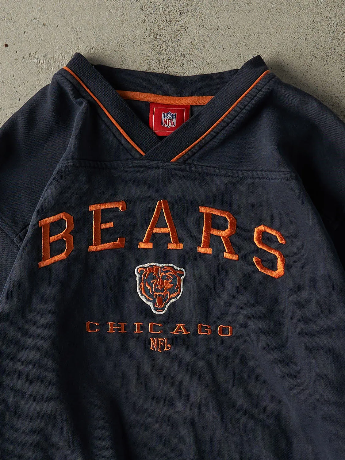 Vintage 90s Navy Blue Chicago Bears Embroidered Crewneck (M/L) sold by Rebalance Vintage product image thumbnail 2
