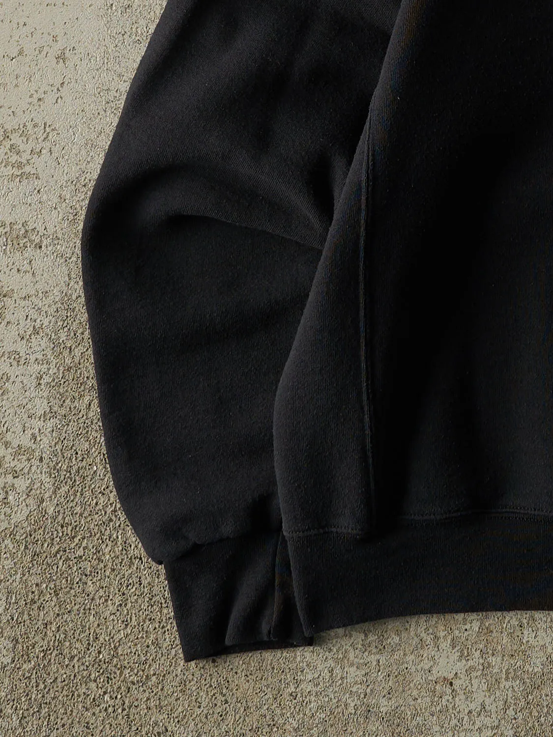 Vintage Y2K Black Russell Athletic Blank Crewneck (M) sold by Rebalance Vintage product image thumbnail 3