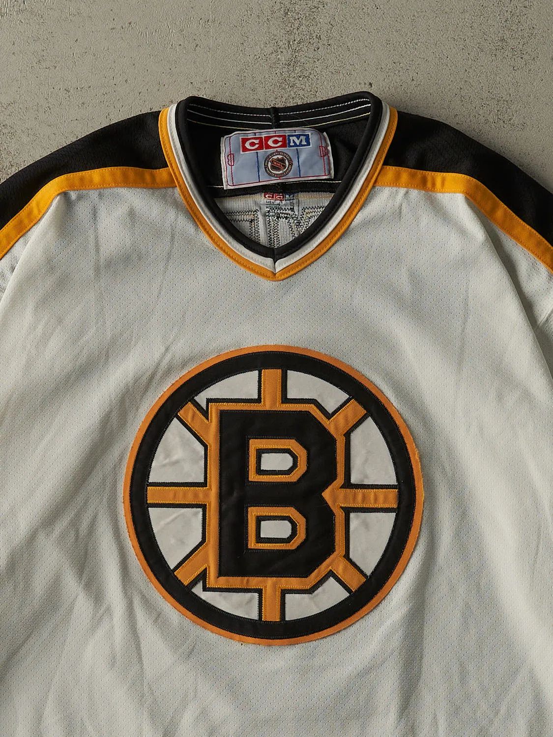 Vintage 90s White Boston Bruins Hockey Jersey (XXL) sold by Rebalance Vintage product image thumbnail 4