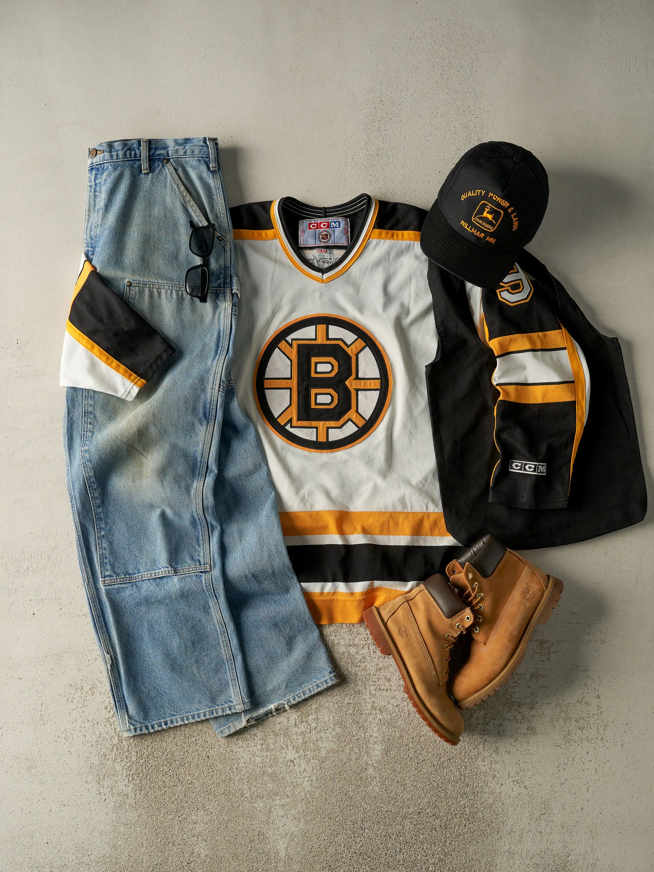 Vintage 90s White Boston Bruins Hockey Jersey (XXL) sold by Rebalance Vintage product image thumbnail 2