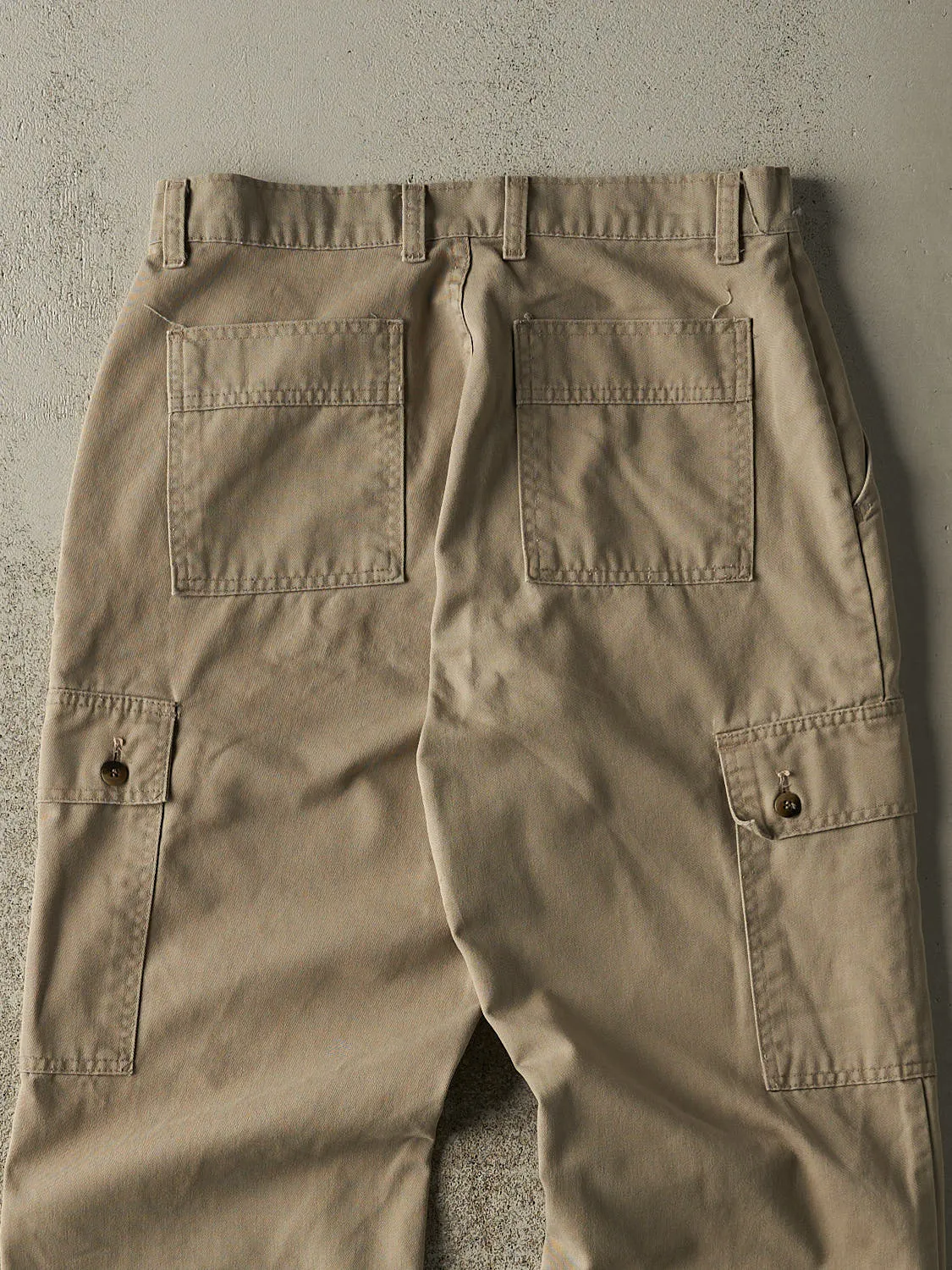 Vintage 90s Beige Levi's Cargo Pants (31x31) sold by Rebalance Vintage product image thumbnail 4