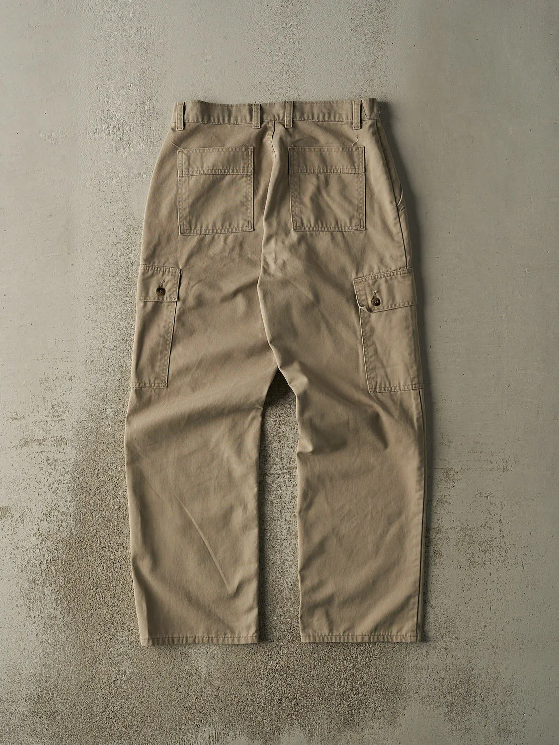 Vintage 90s Beige Levi's Cargo Pants (31x31) sold by Rebalance Vintage product image thumbnail 2