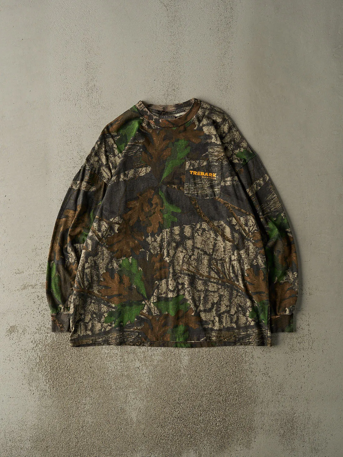 Vintage Y2K Camo Trebark Pocket Long Sleeve (XXL) sold by Rebalance Vintage